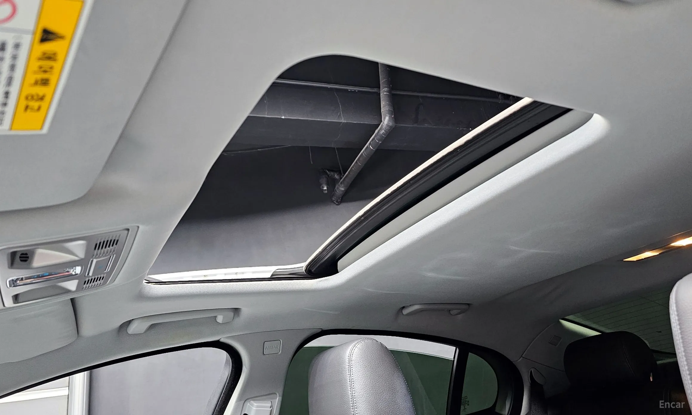 Jaguar New XF превью 19