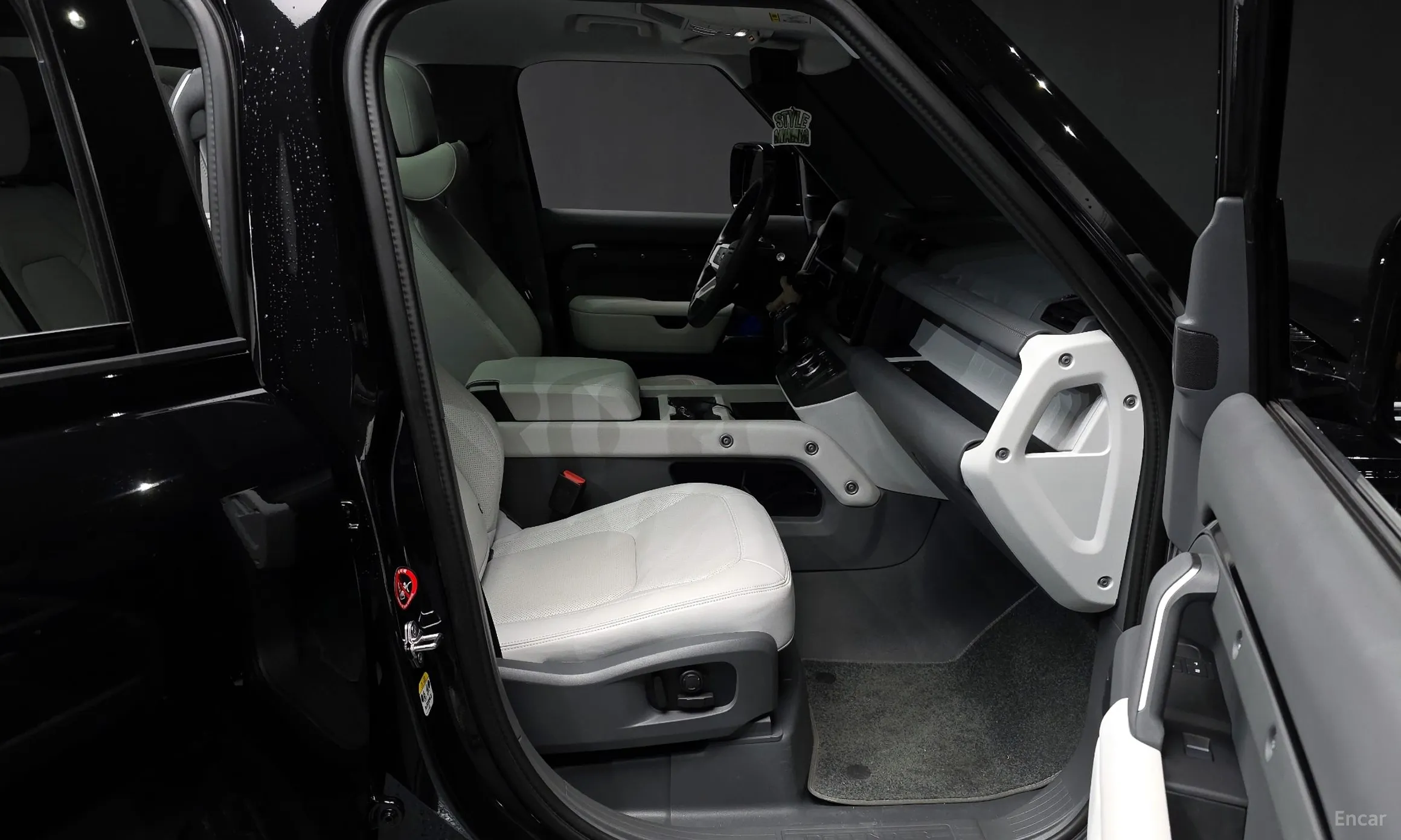 Land Rover Defender (L663) превью 11