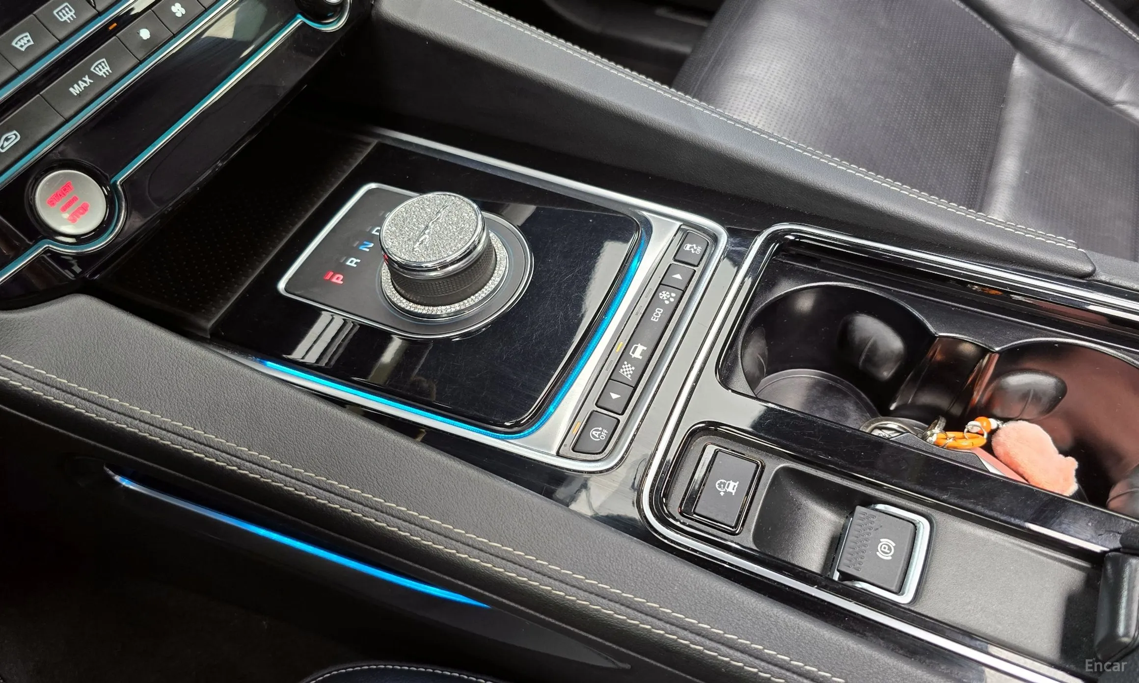 Jaguar F-PACE превью 9