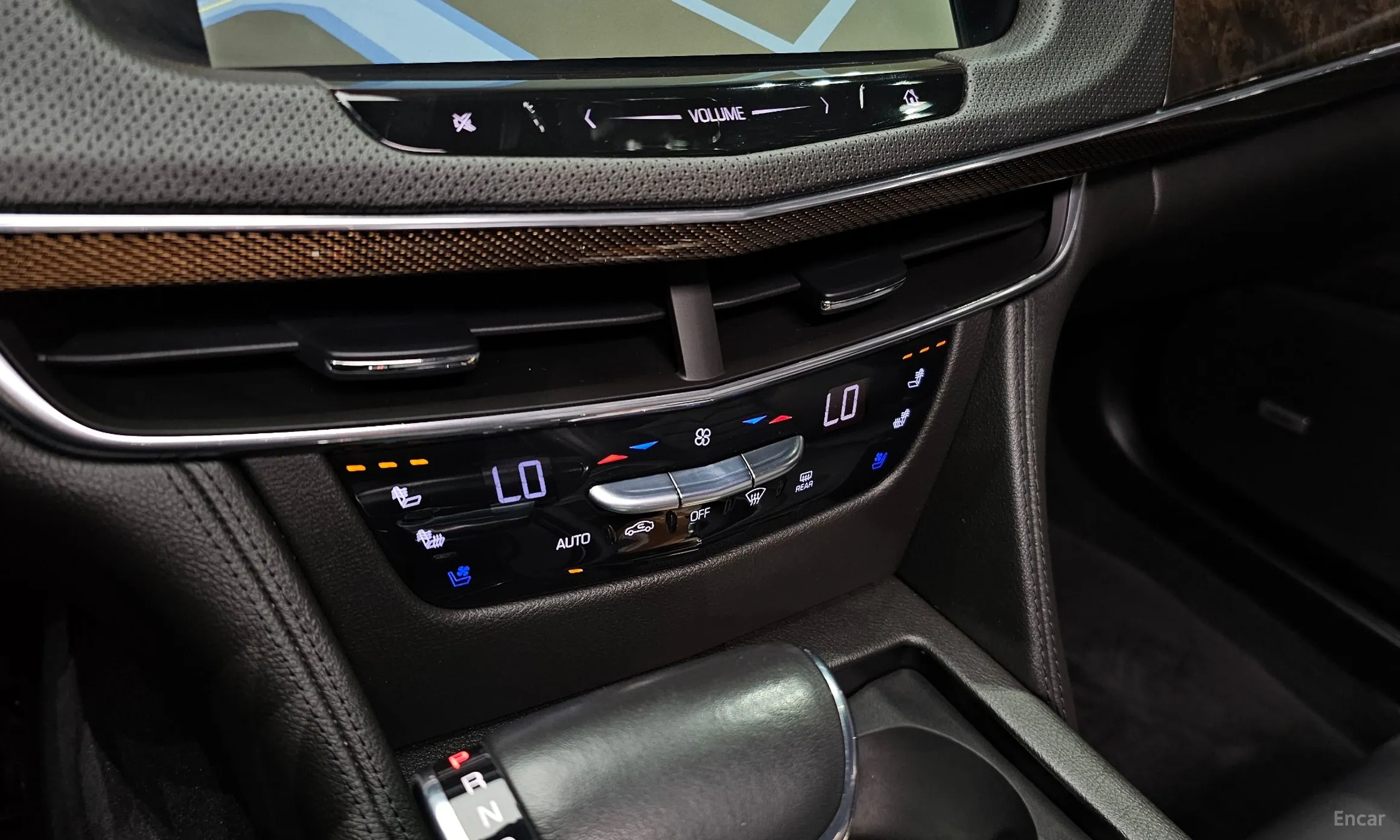 Cadillac CT6 превью 20
