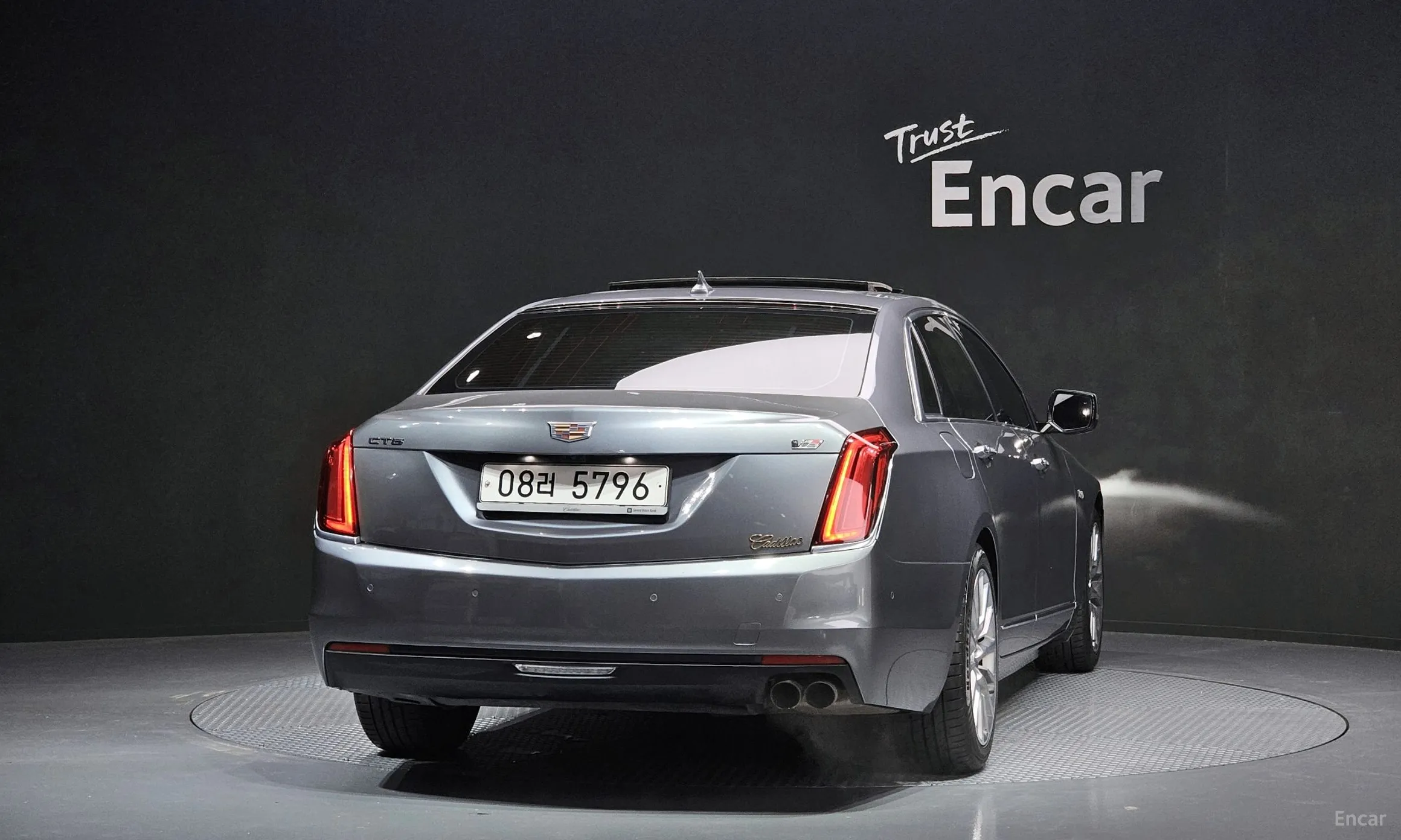 Cadillac CT6 превью 4