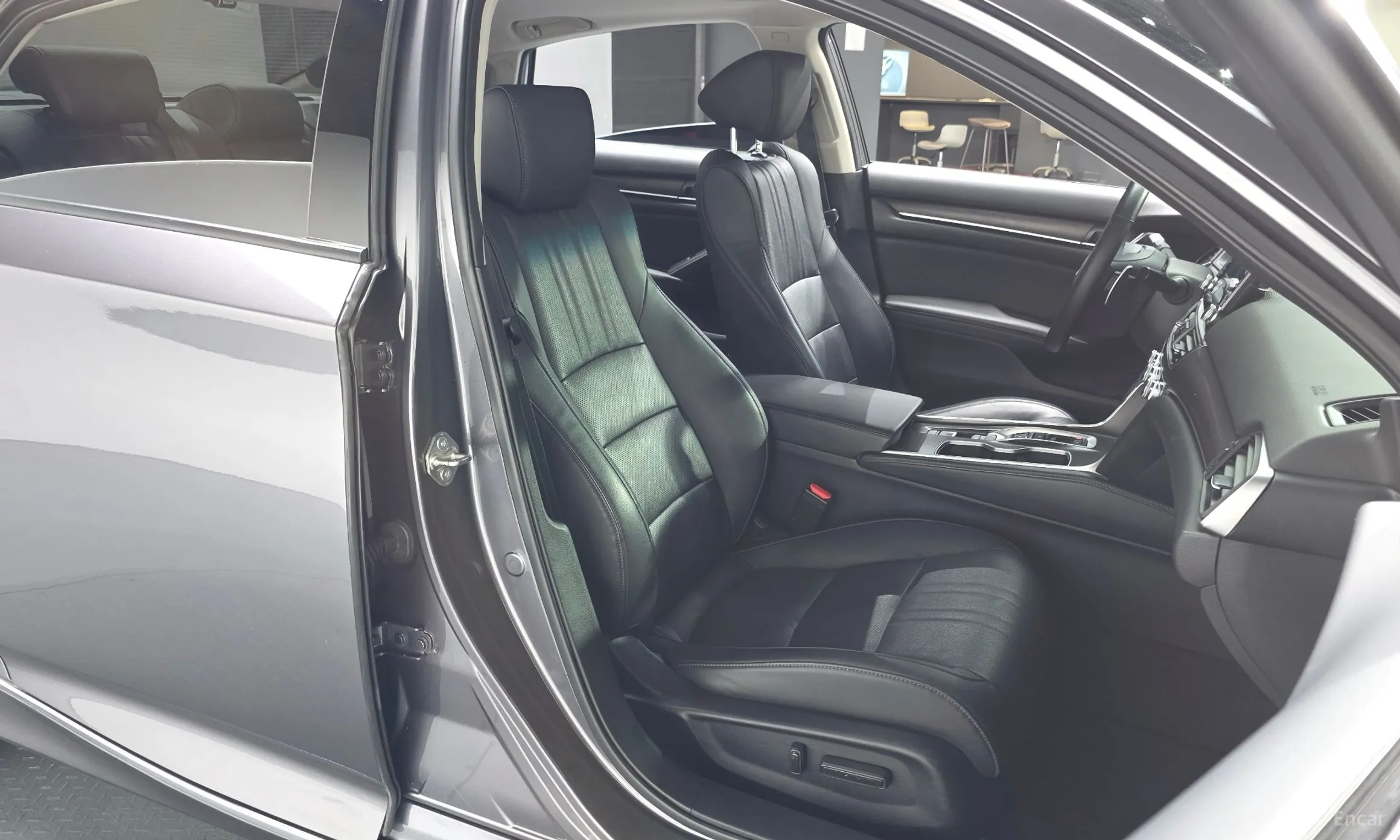 Honda Accord 10th Generation превью 10