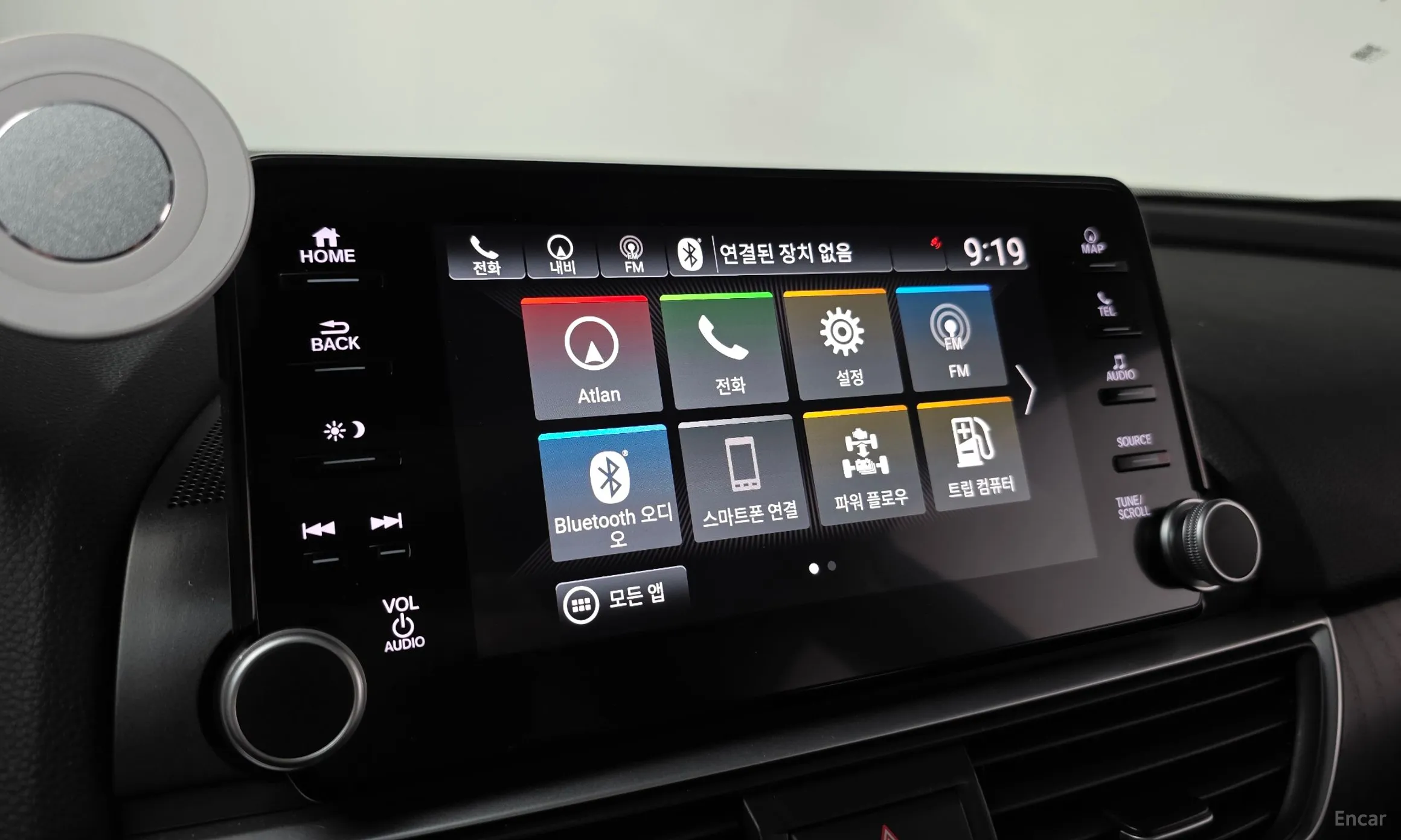 Honda Accord 10th Generation превью 14