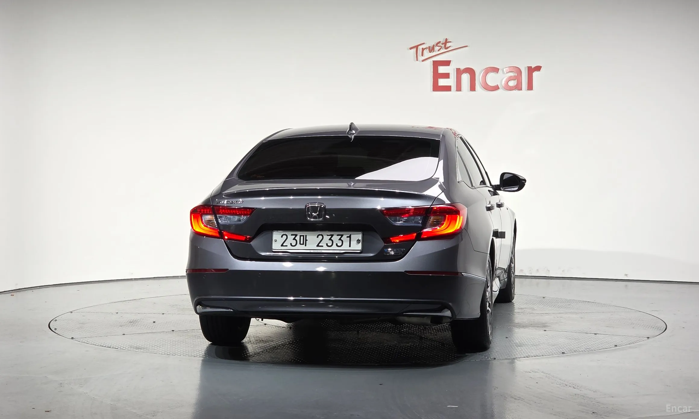 Honda Accord 10th Generation превью 4