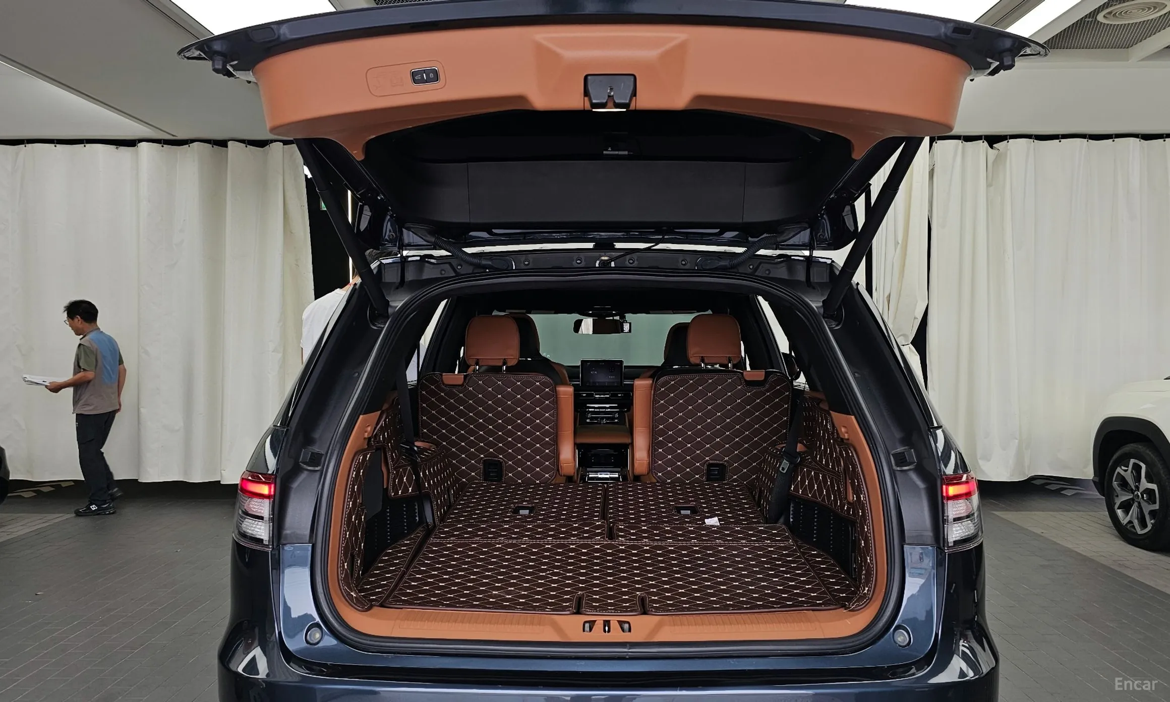 Lincoln Aviator 2nd Generation превью 13