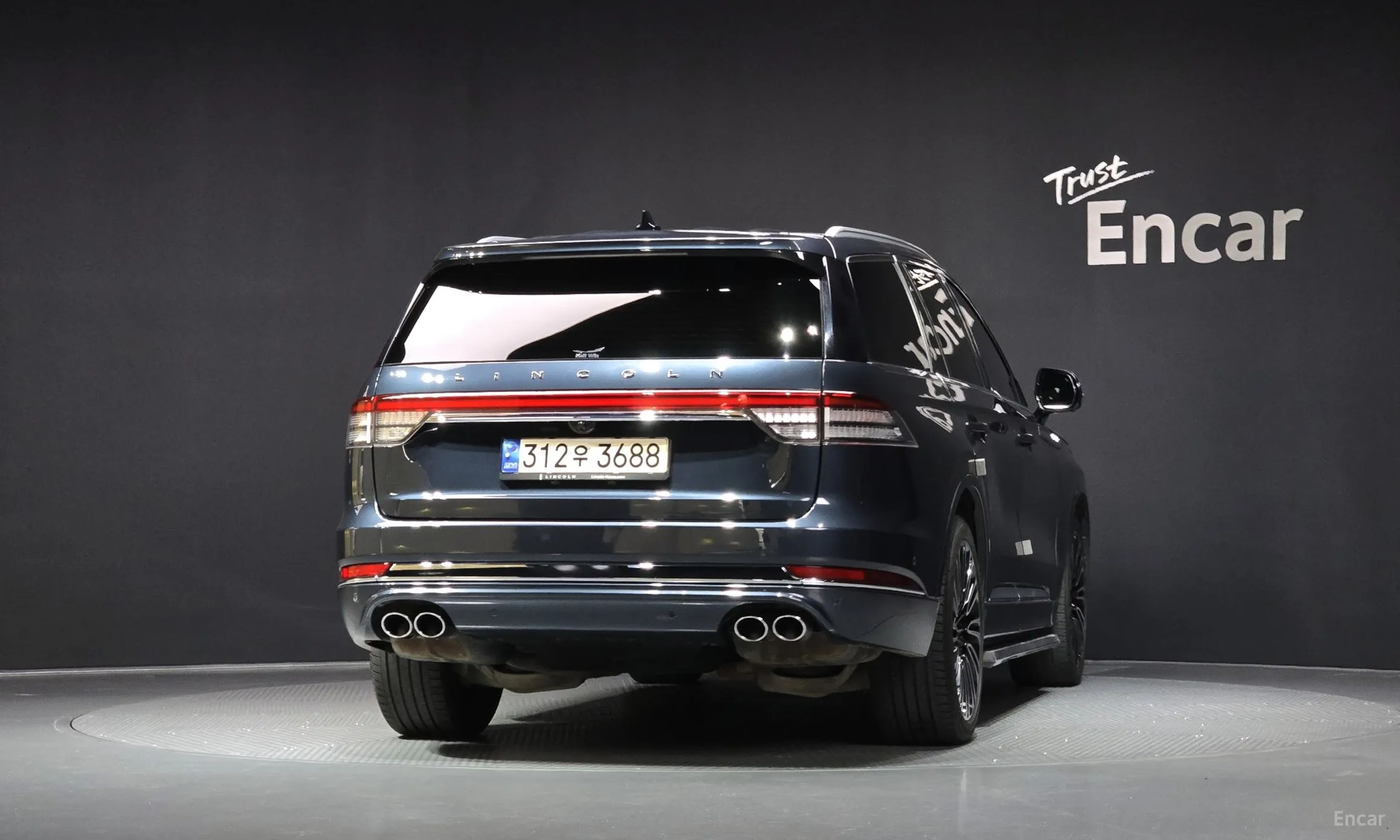 Lincoln Aviator 2nd Generation превью 4