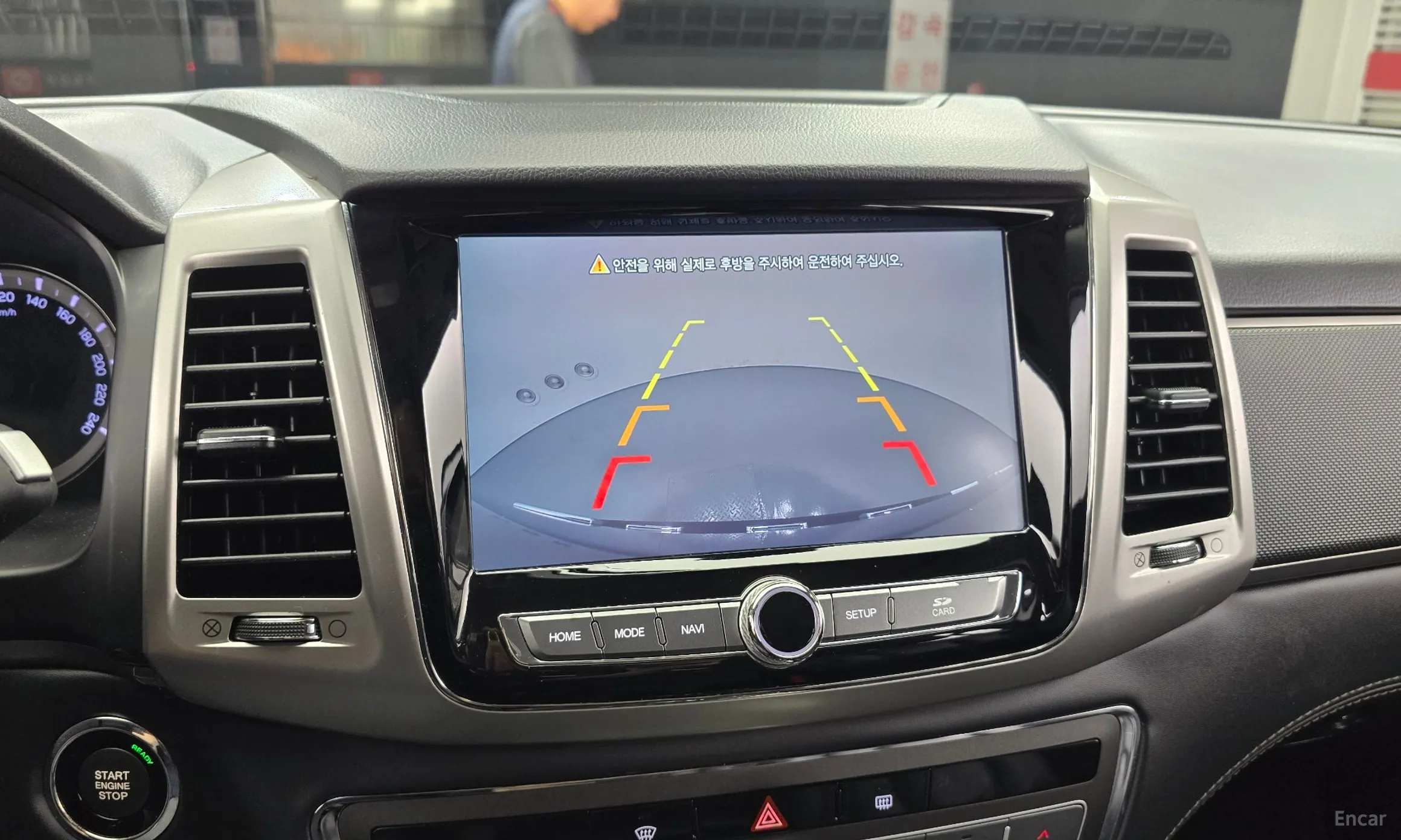 KG Mobility (SsangYong) Rexton Sports превью 15