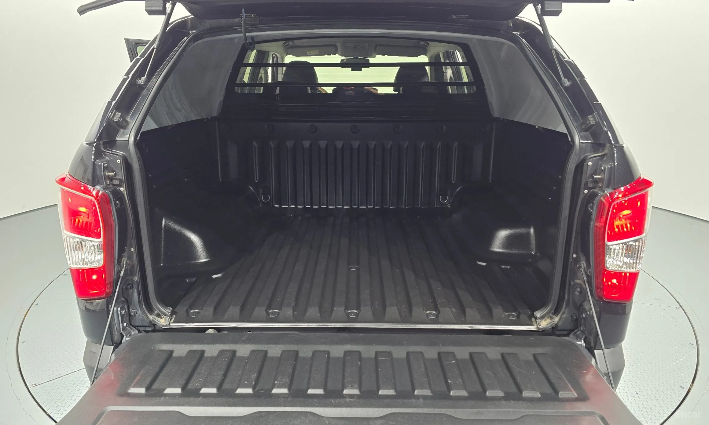 KG Mobility (SsangYong) Rexton Sports превью 20