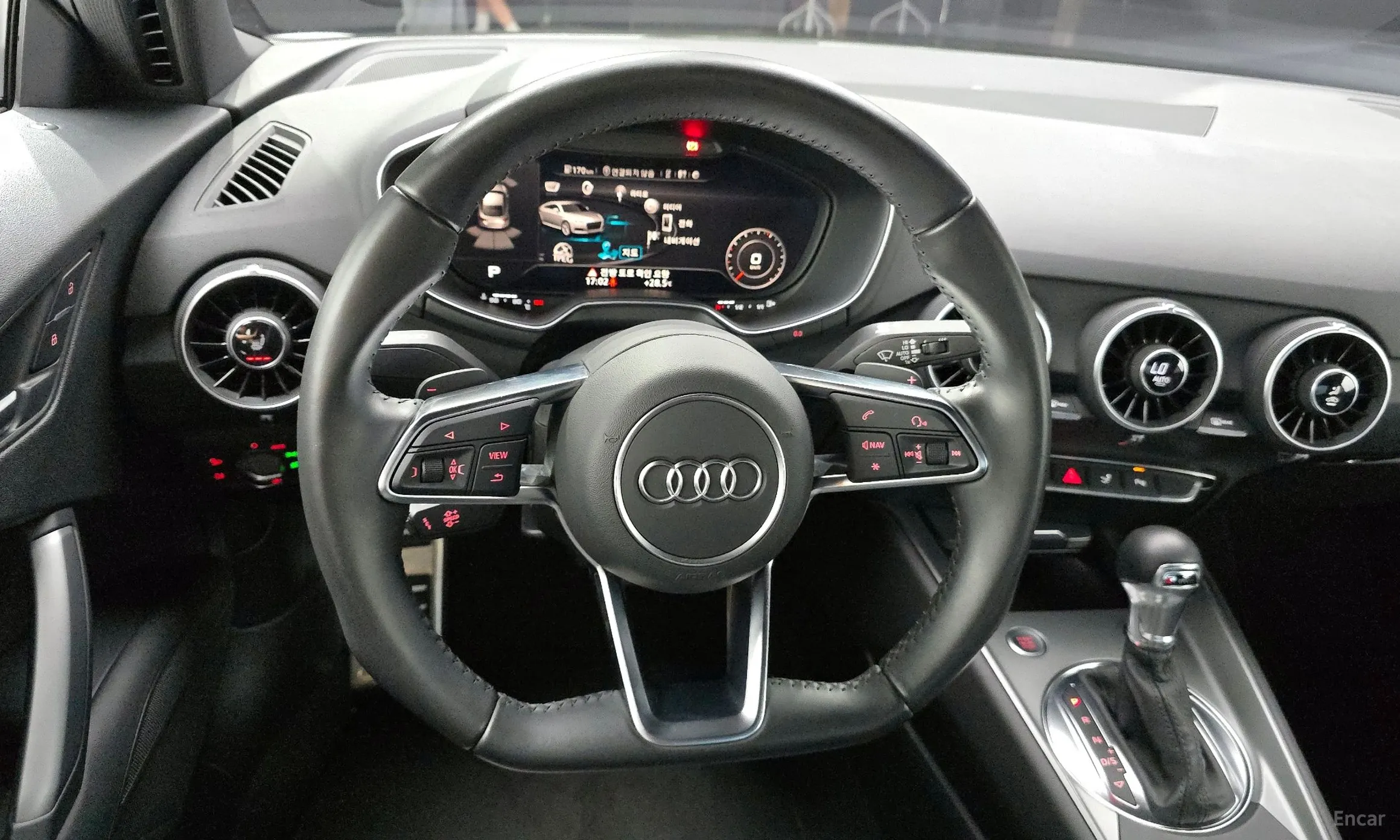 Audi TT (8S) превью 13