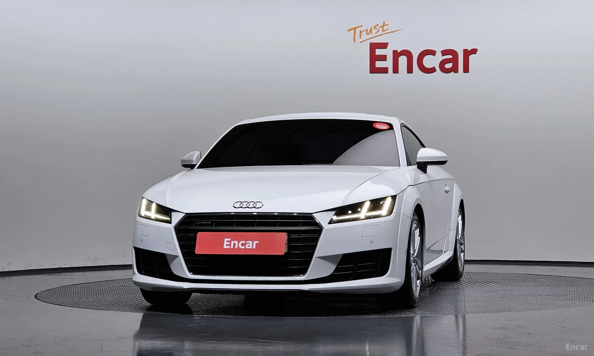 Audi TT (8S) превью 3