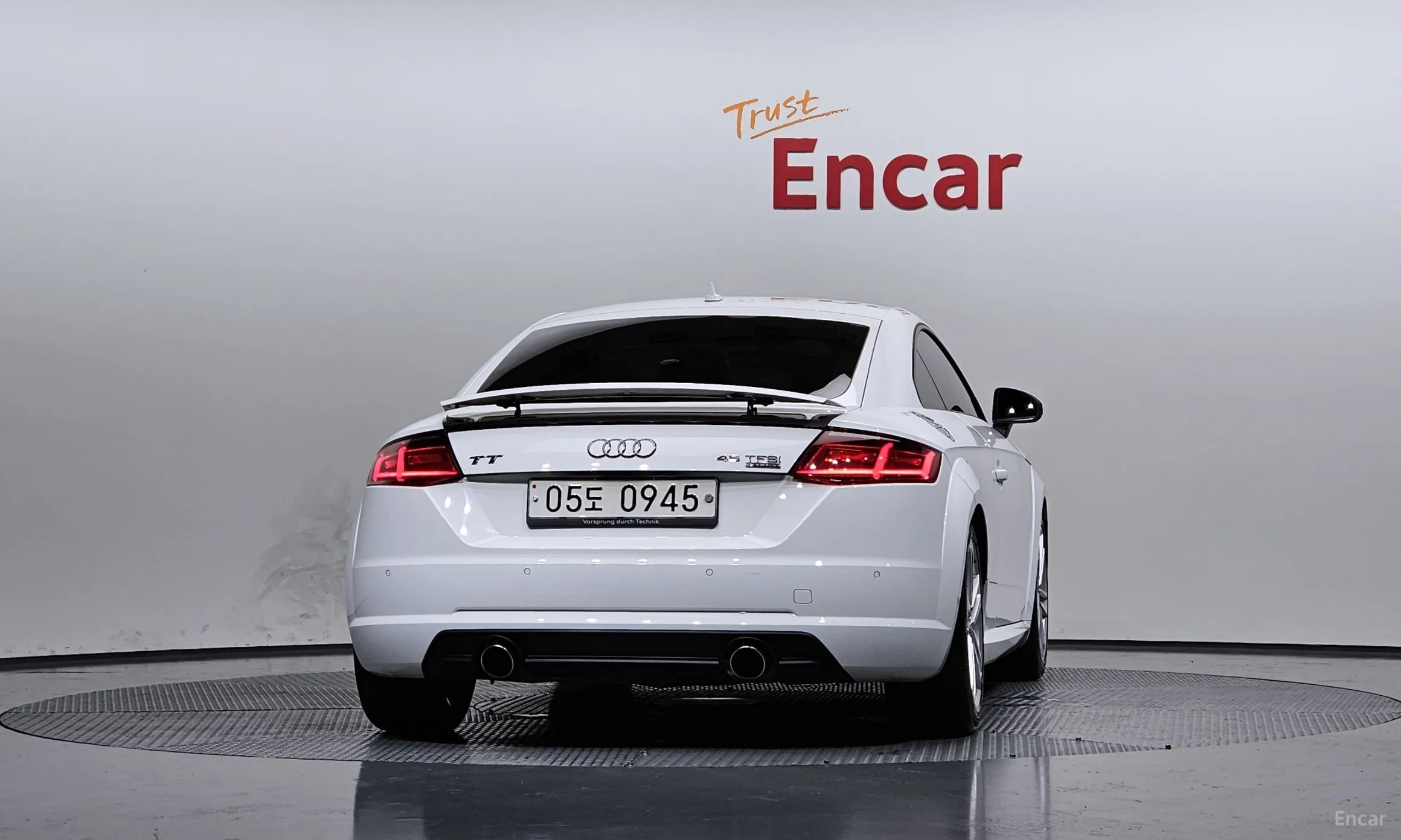 Audi TT (8S) превью 4