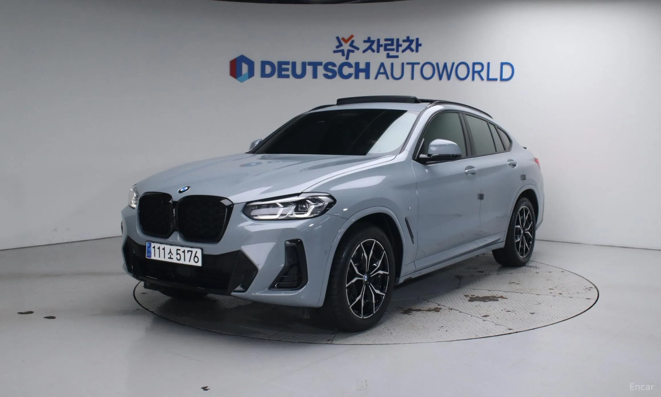 X4 (G02)