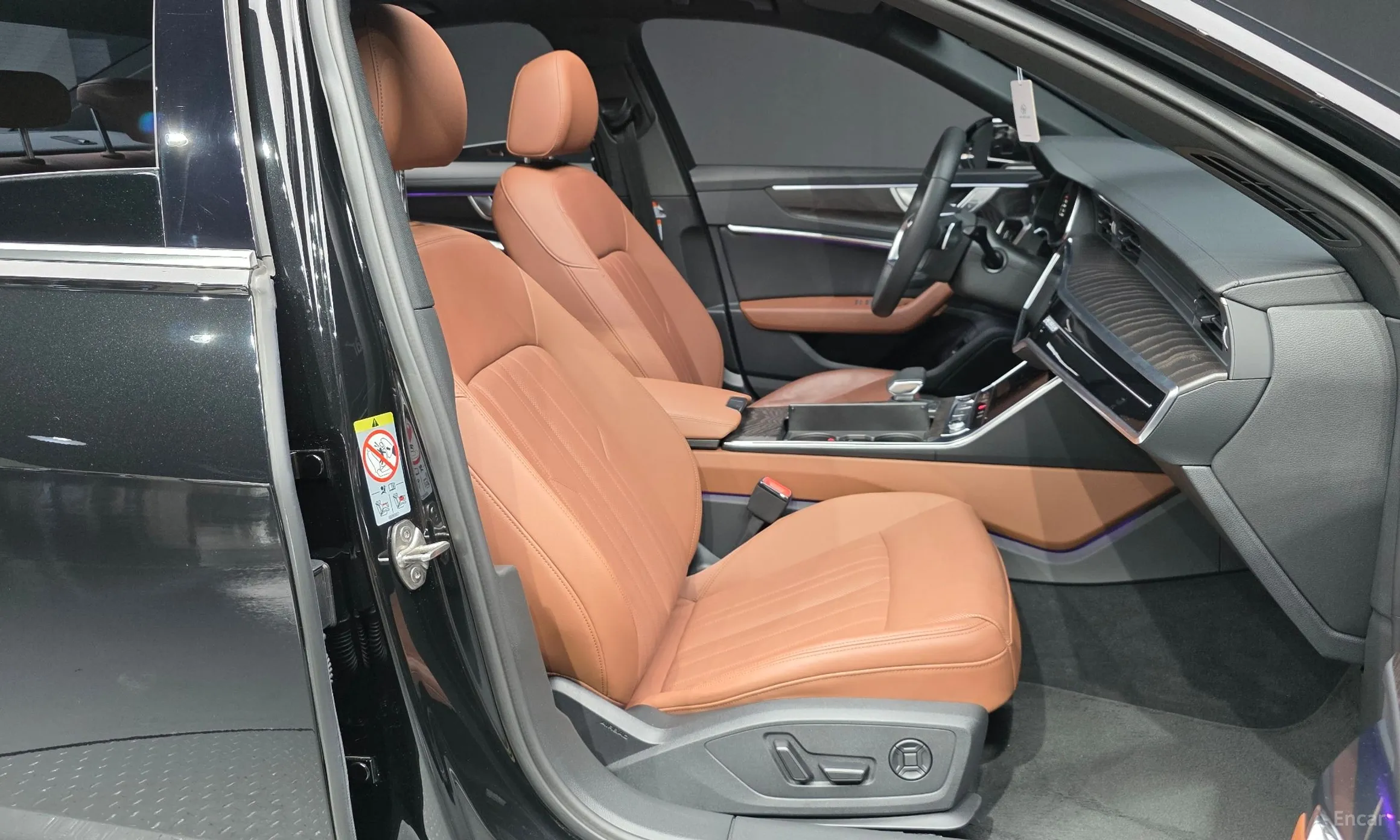 Audi A6 (C8) превью 11