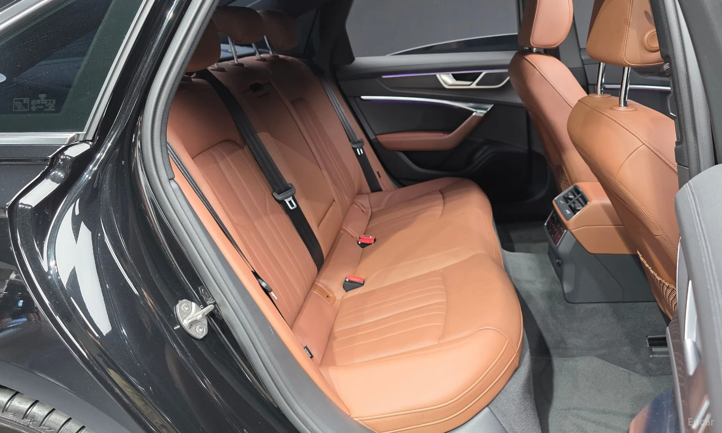 Audi A6 (C8) превью 12