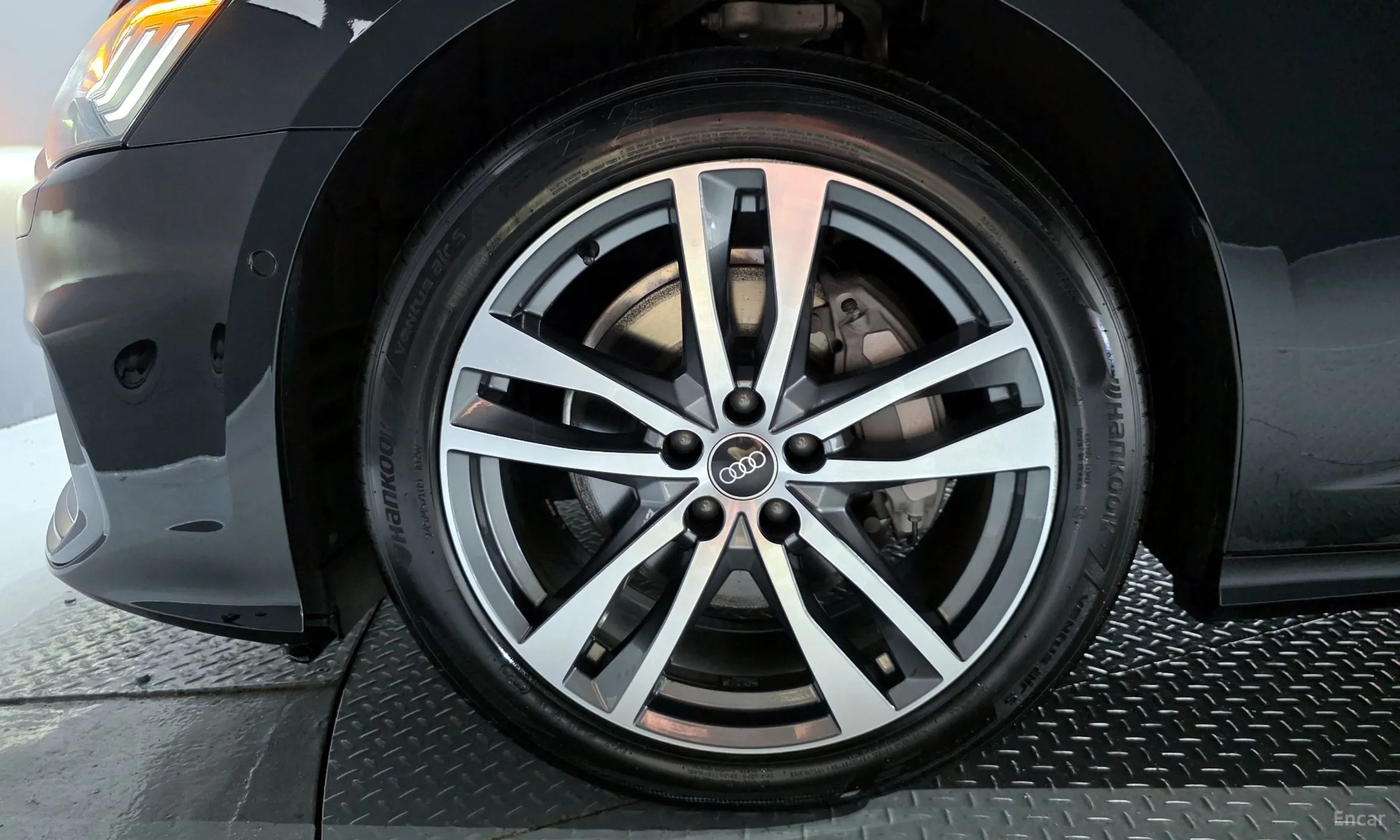 Audi A6 (C8) превью 5