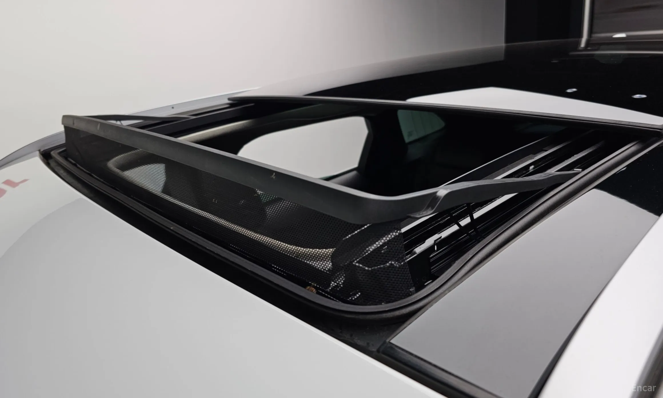 Jaguar F-PACE превью 18