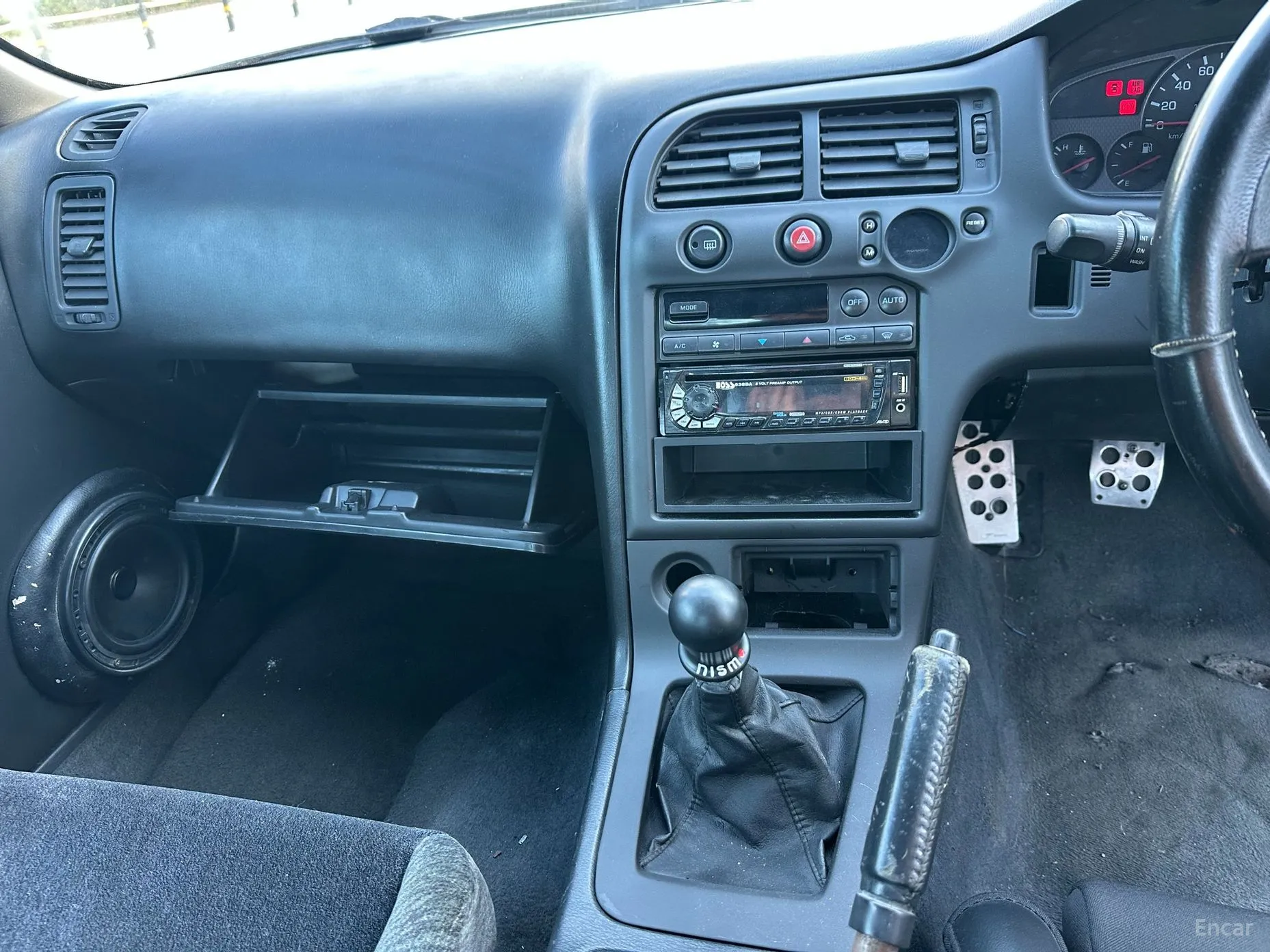 Nissan Skyline превью 13