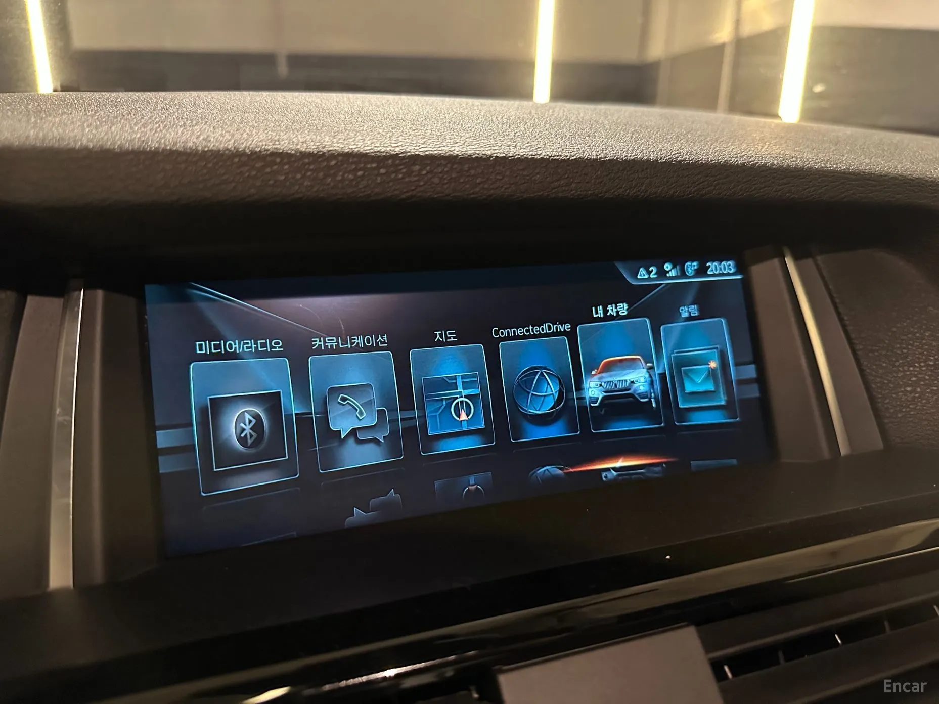 BMW X4 (F26) превью 14