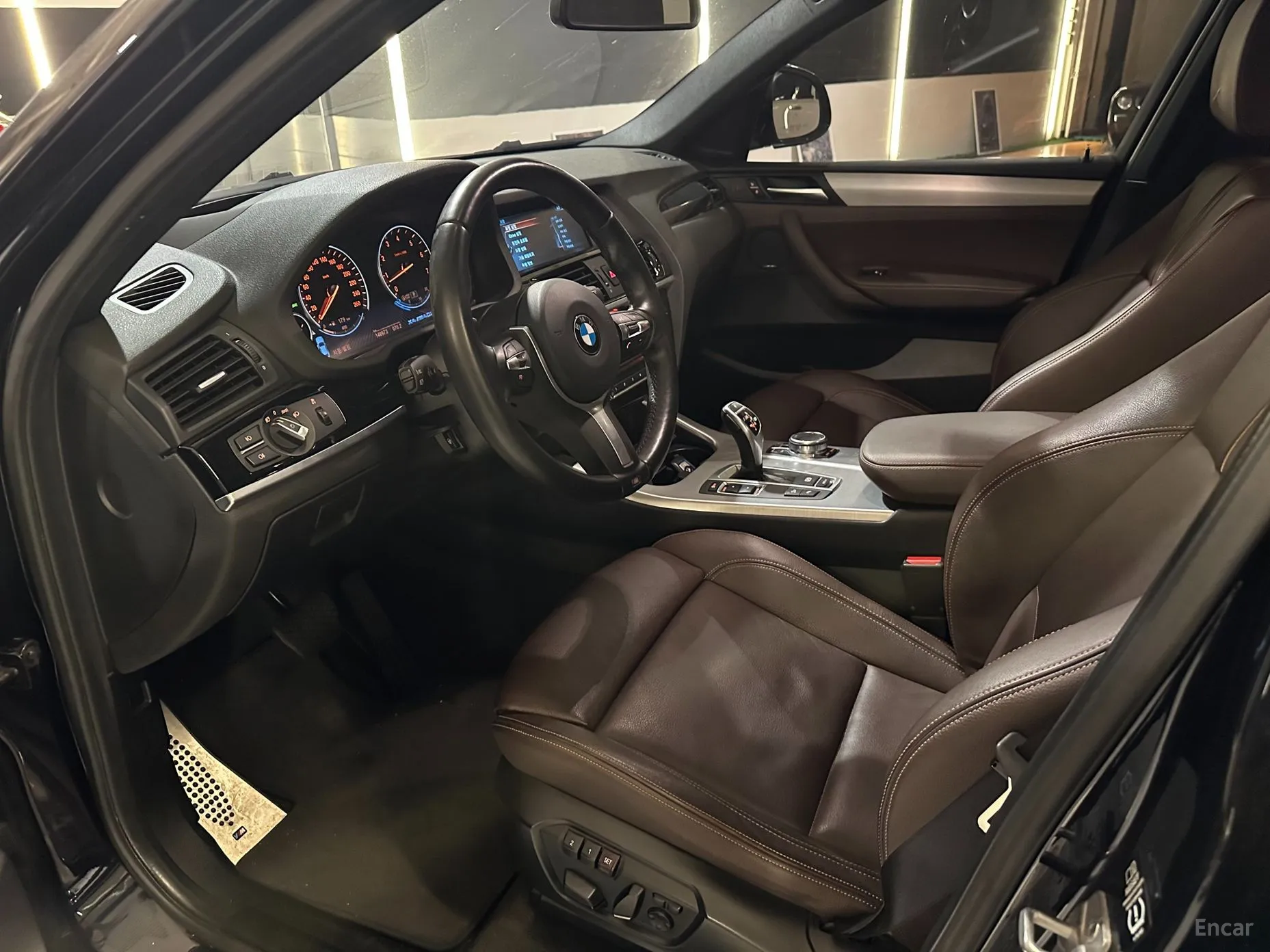 BMW X4 (F26) превью 8