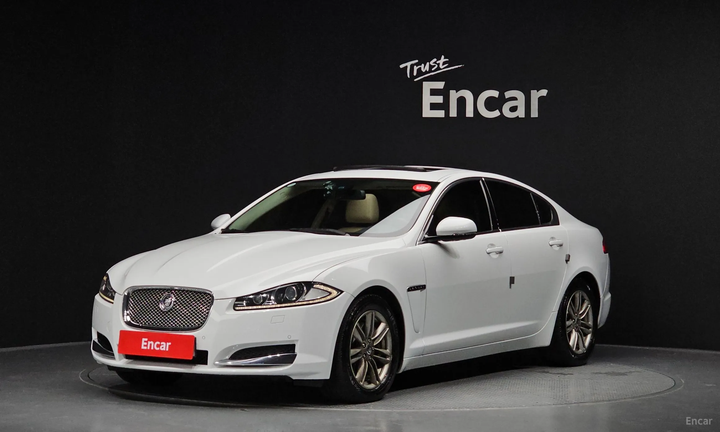 Jaguar New XF