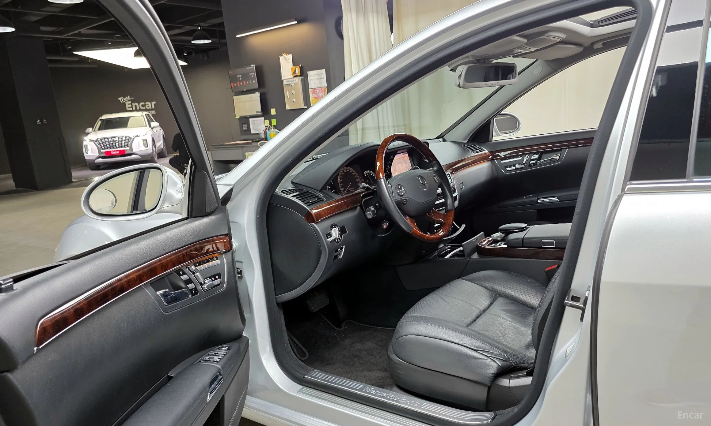Mercedes Benz S-Class W221 превью 12