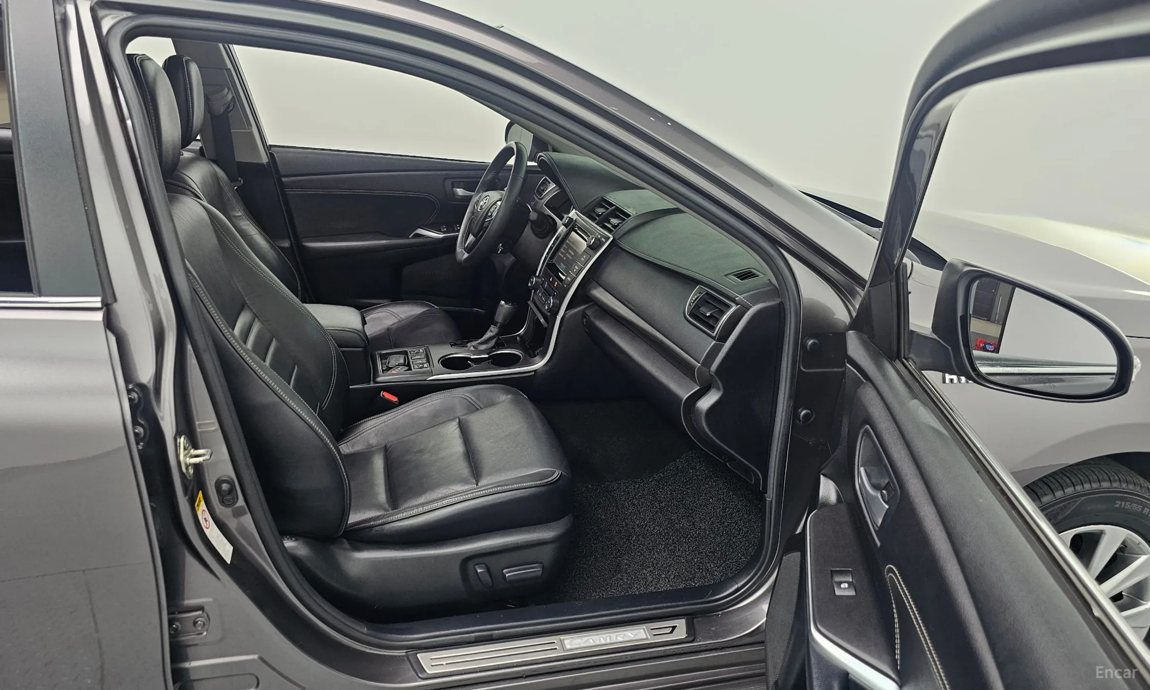 Toyota New Camry превью 11