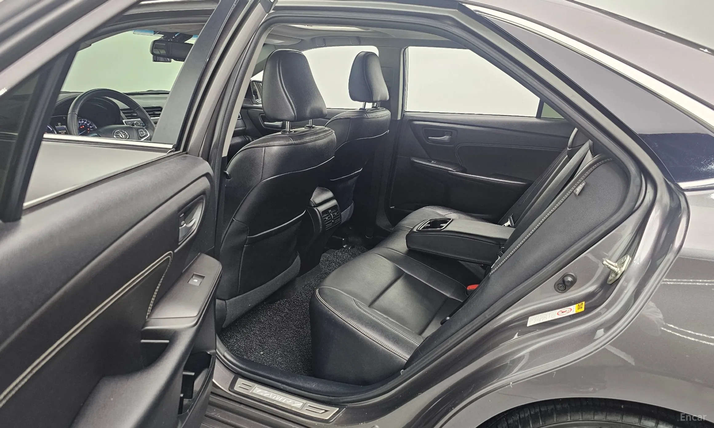 Toyota New Camry превью 12