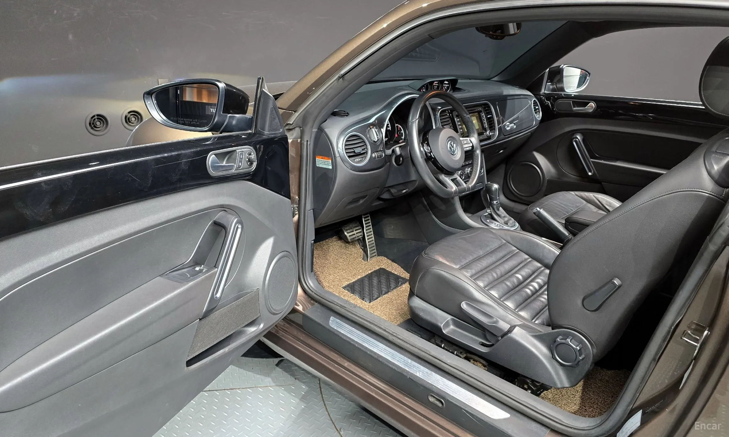 Volkswagen The Beetle превью 10
