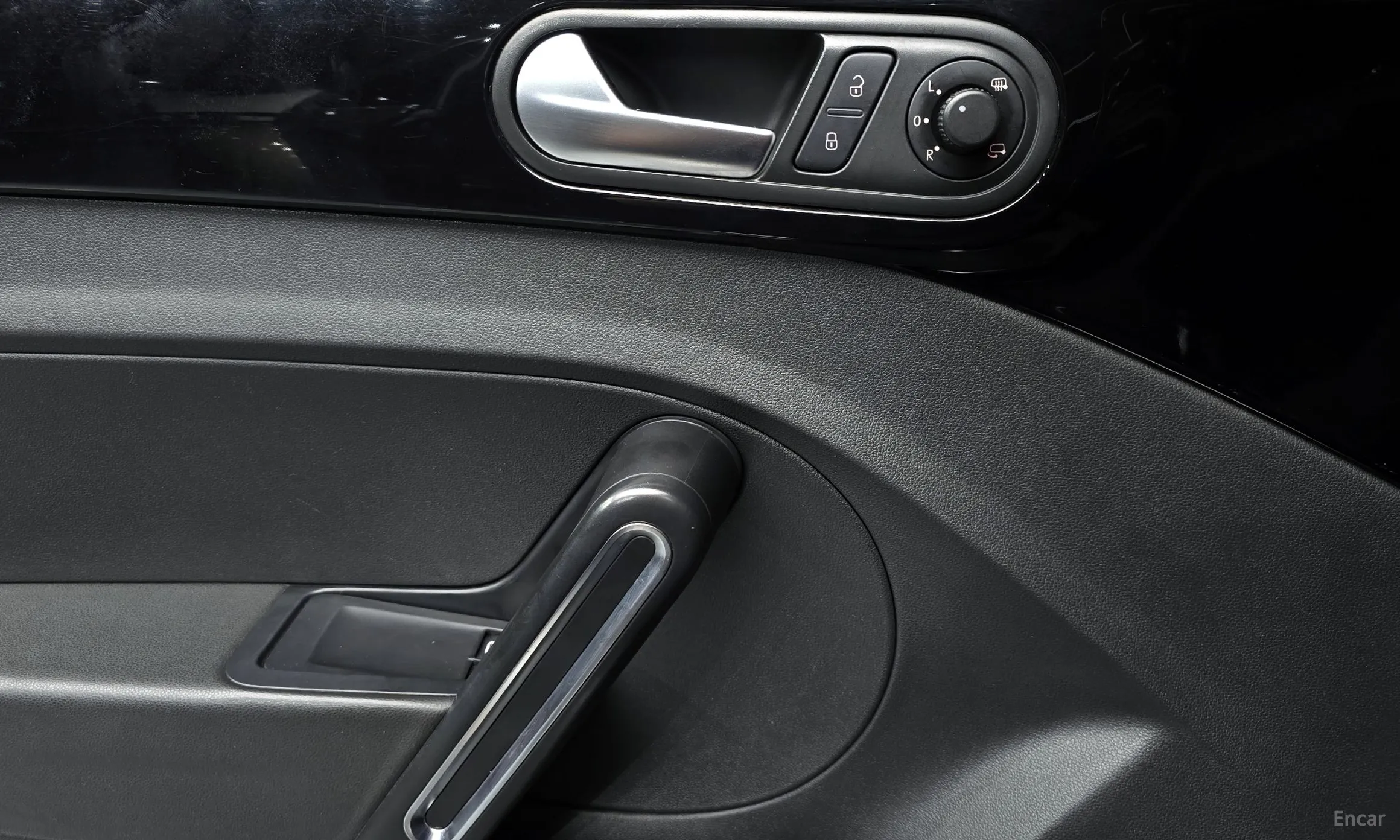 Volkswagen The Beetle превью 16