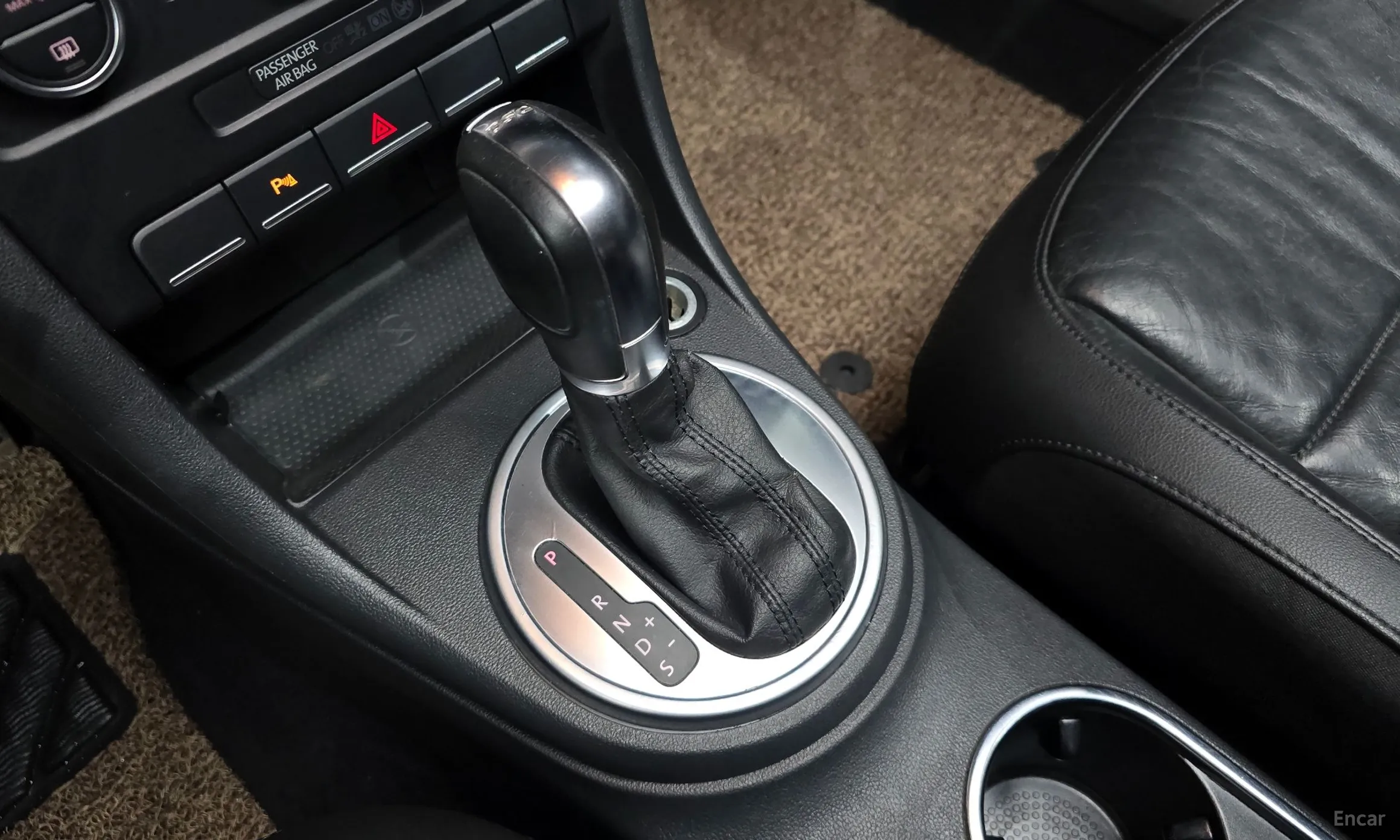 Volkswagen The Beetle превью 9