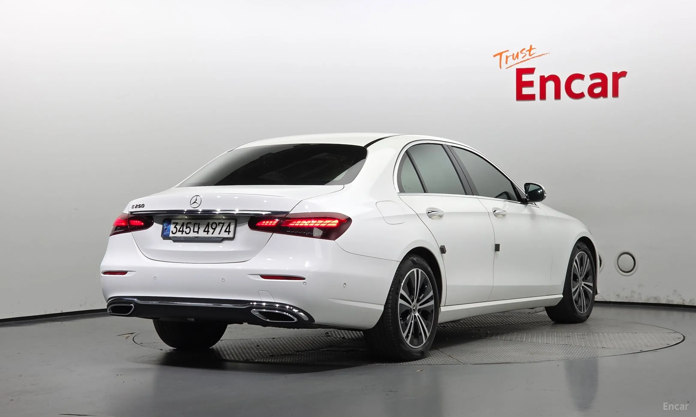 Mercedes Benz E-Class W213