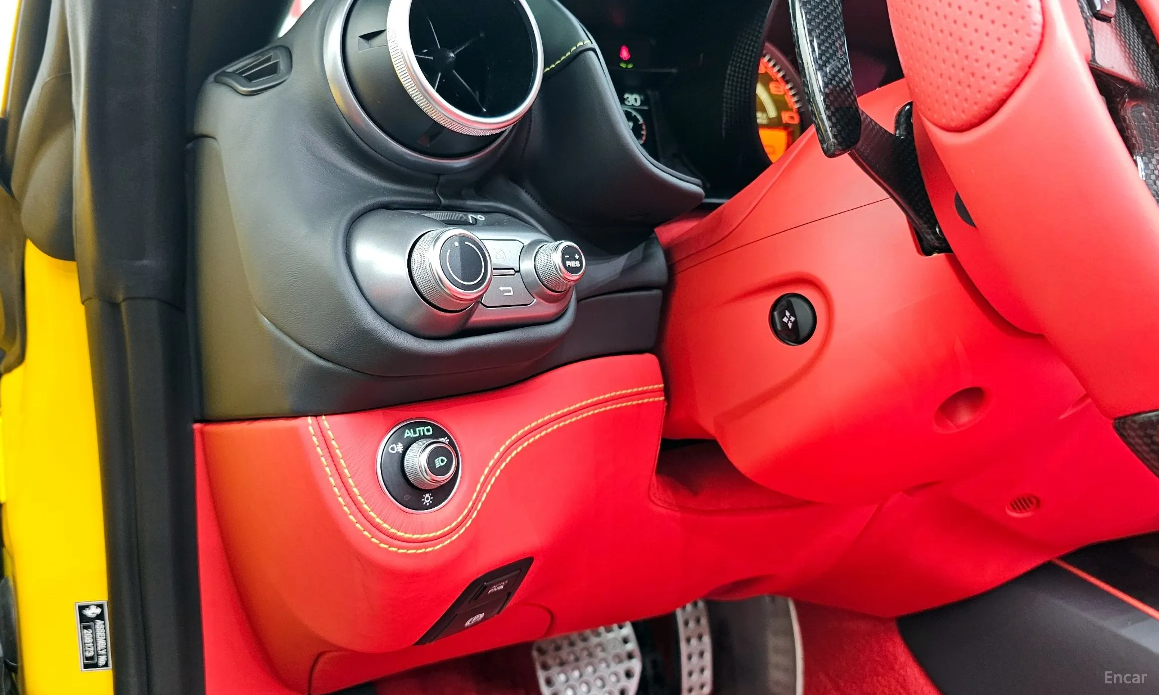 Ferrari Portofino превью 14