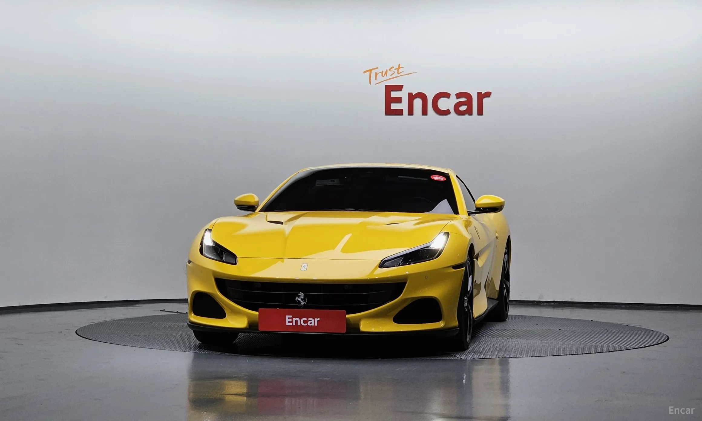 Ferrari Portofino превью 3