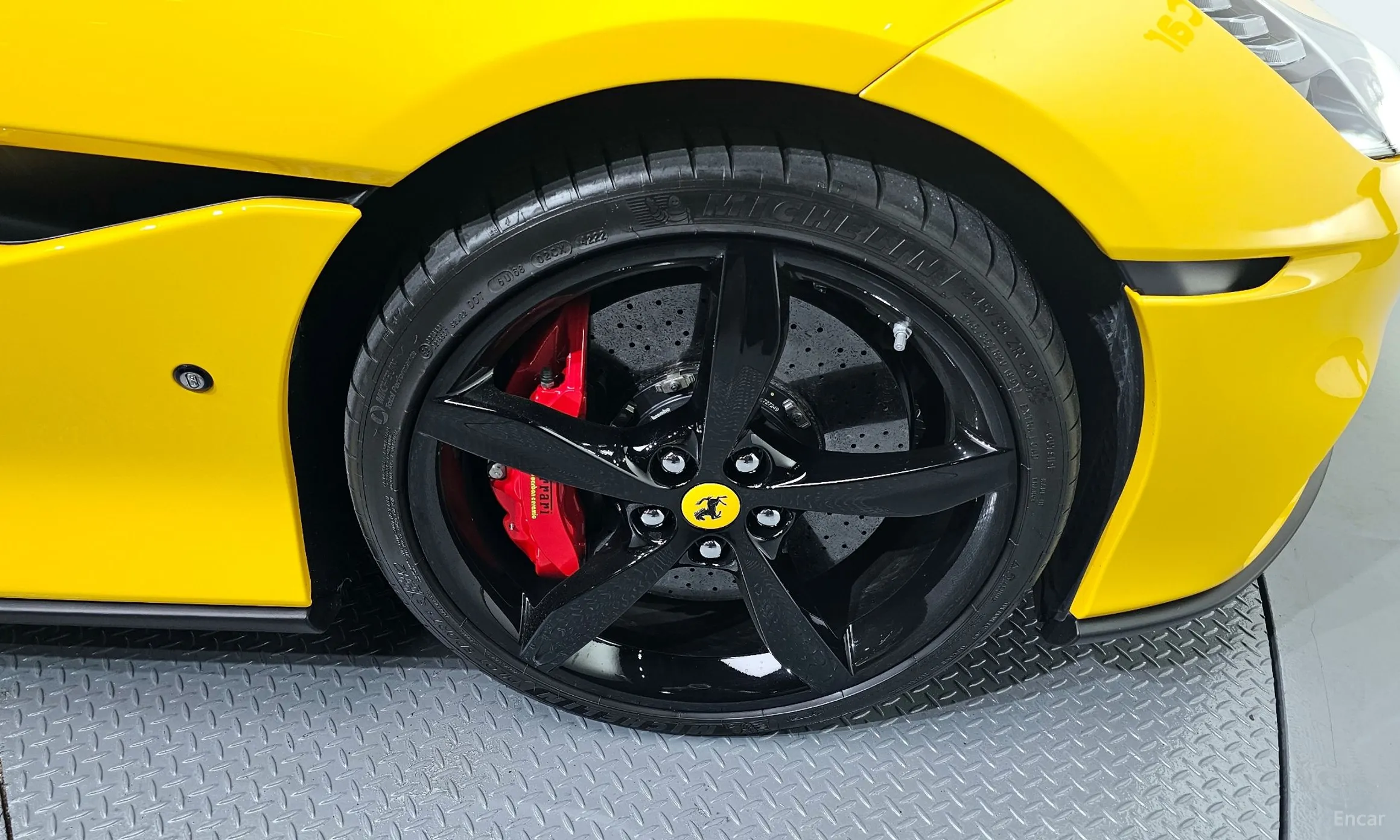 Ferrari Portofino превью 5