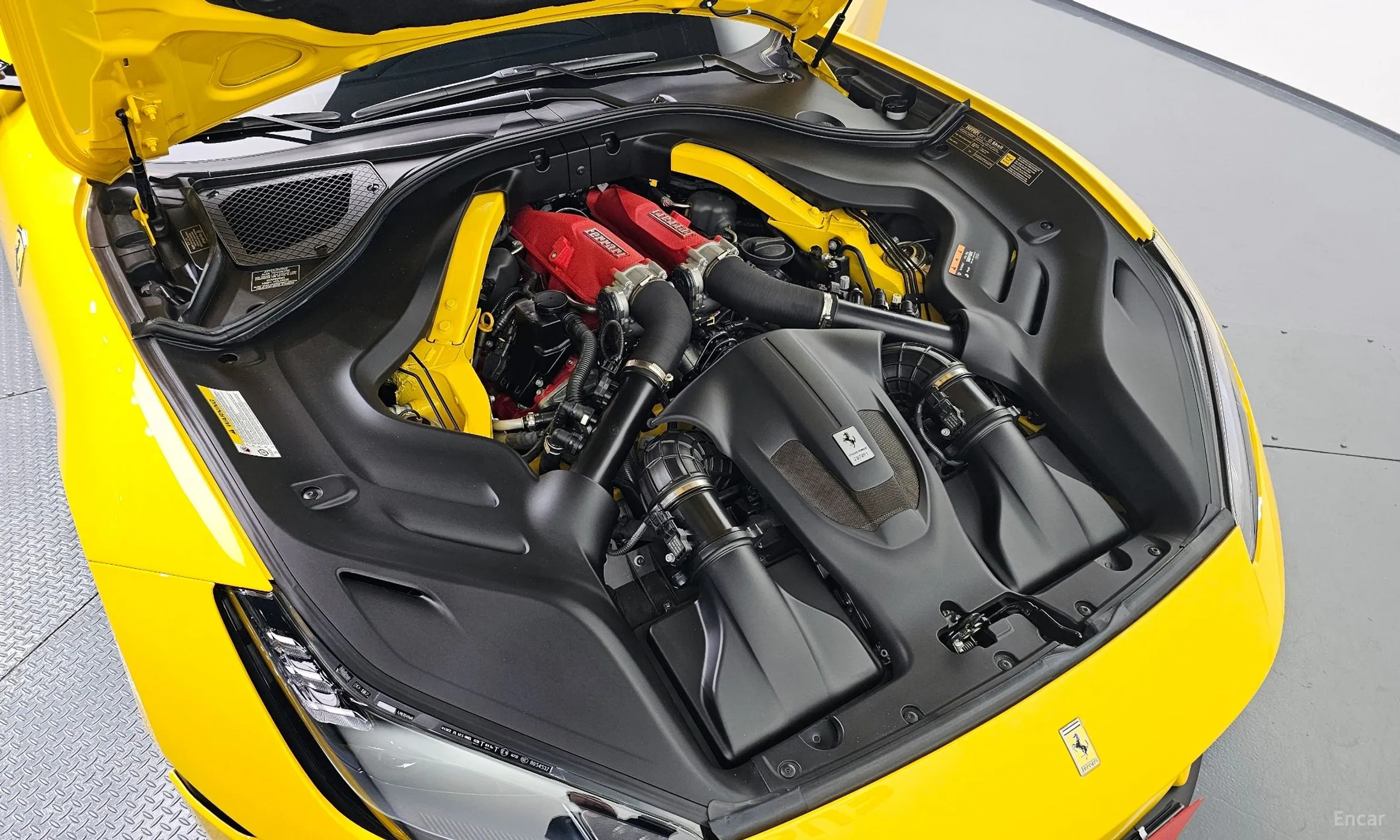 Ferrari Portofino превью 6