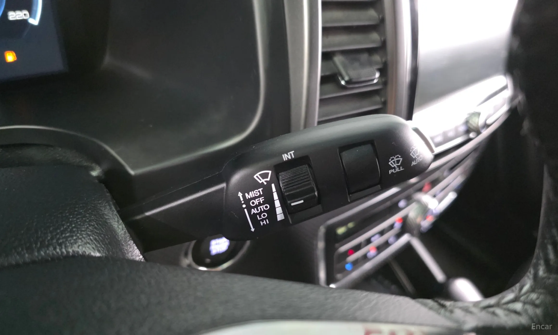 KG Mobility (SsangYong) Rexton Sports Khan превью 17