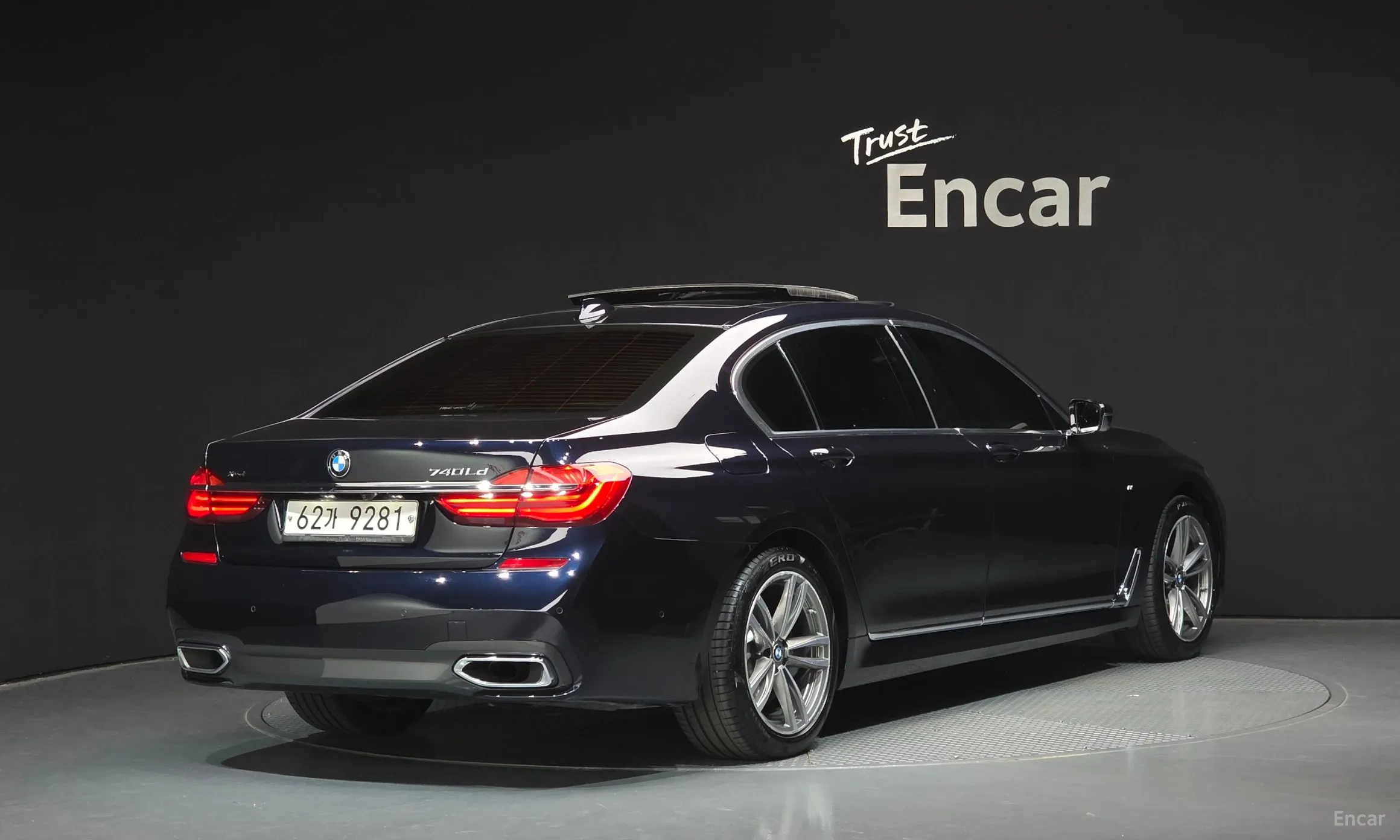 BMW 7 Series (G11)