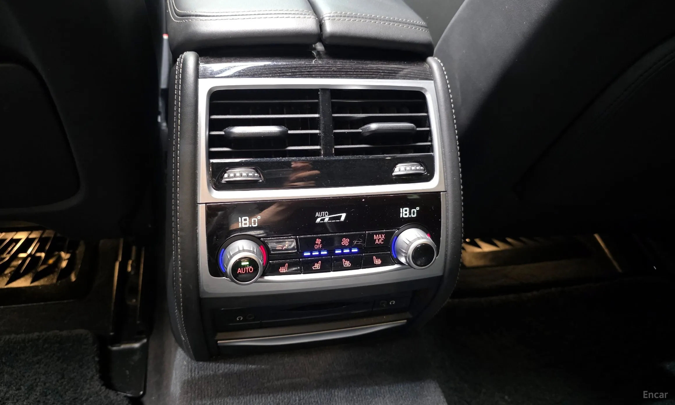 BMW 7 Series (G11) превью 18