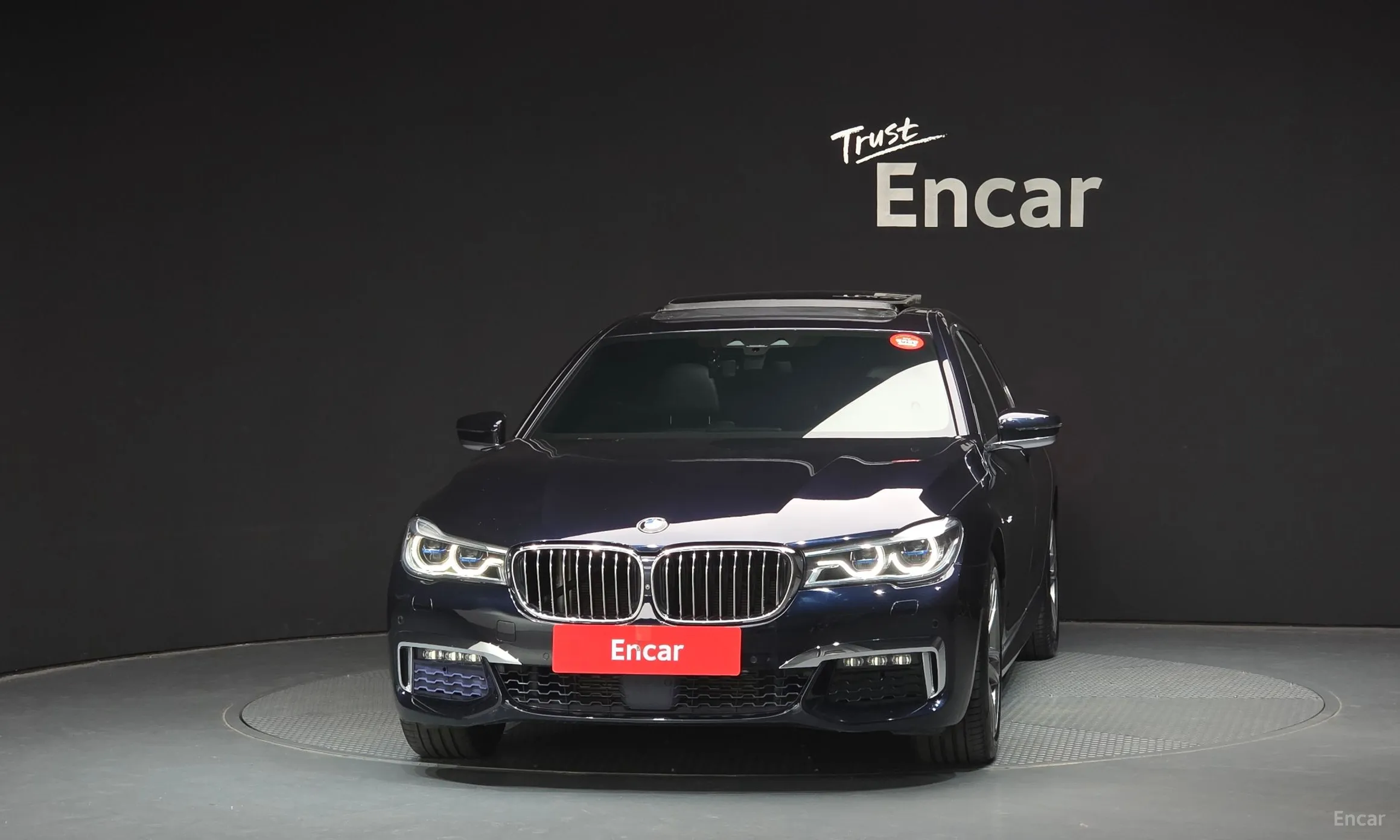 BMW 7 Series (G11) превью 3