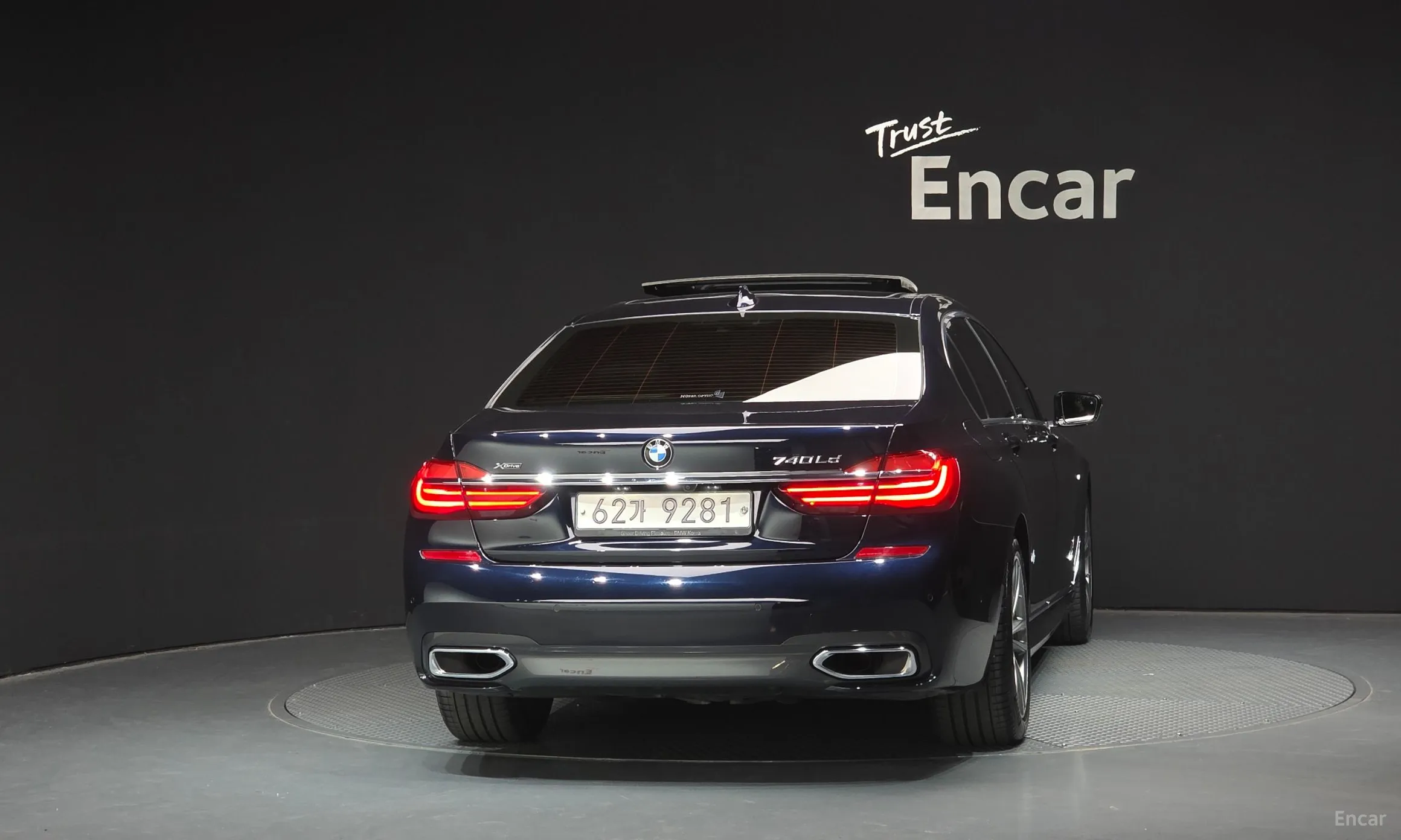 BMW 7 Series (G11) превью 4