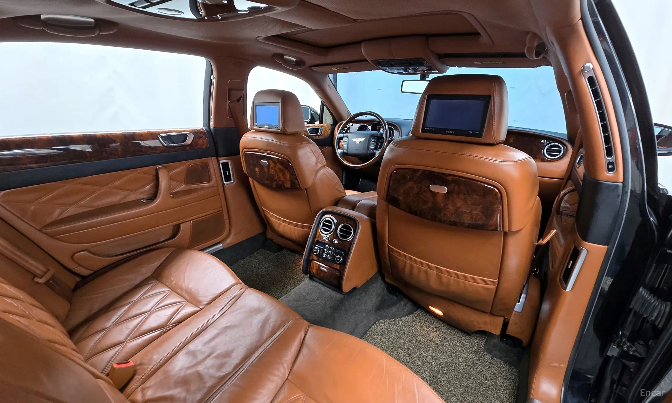 Bentley Flying Spur Gen 1 превью 12