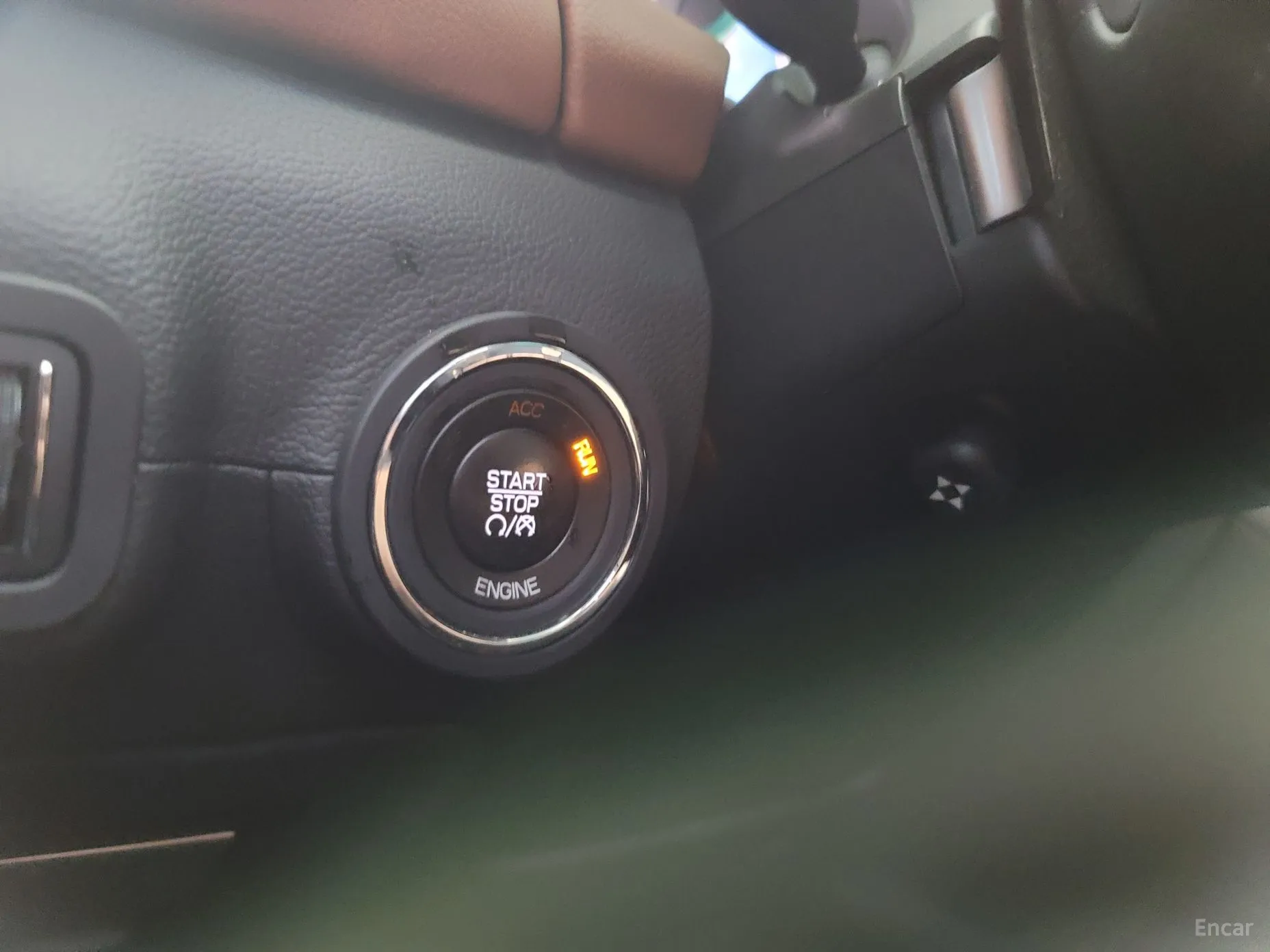 Maserati Ghibli превью 14