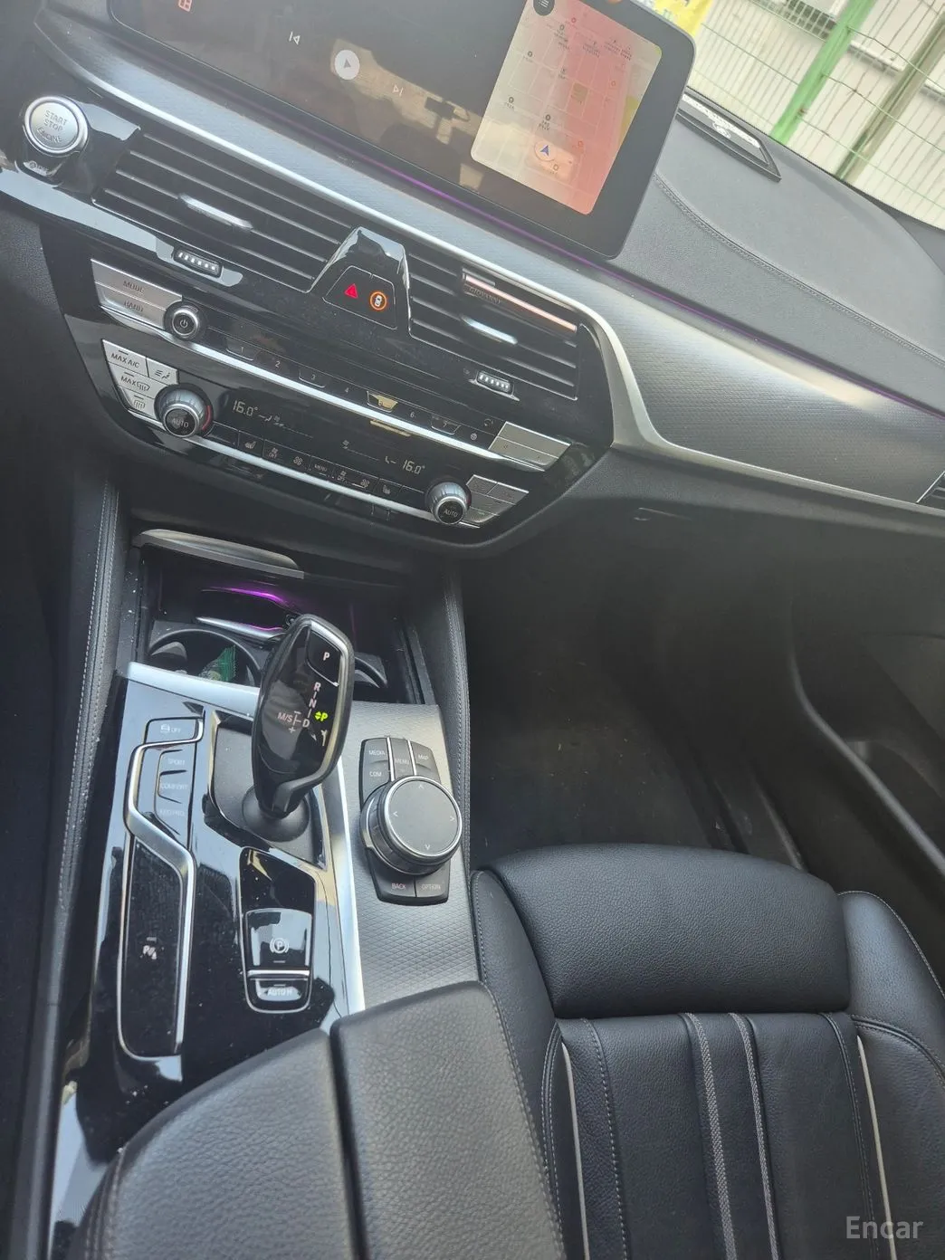 BMW 5 Series (G30) превью 10