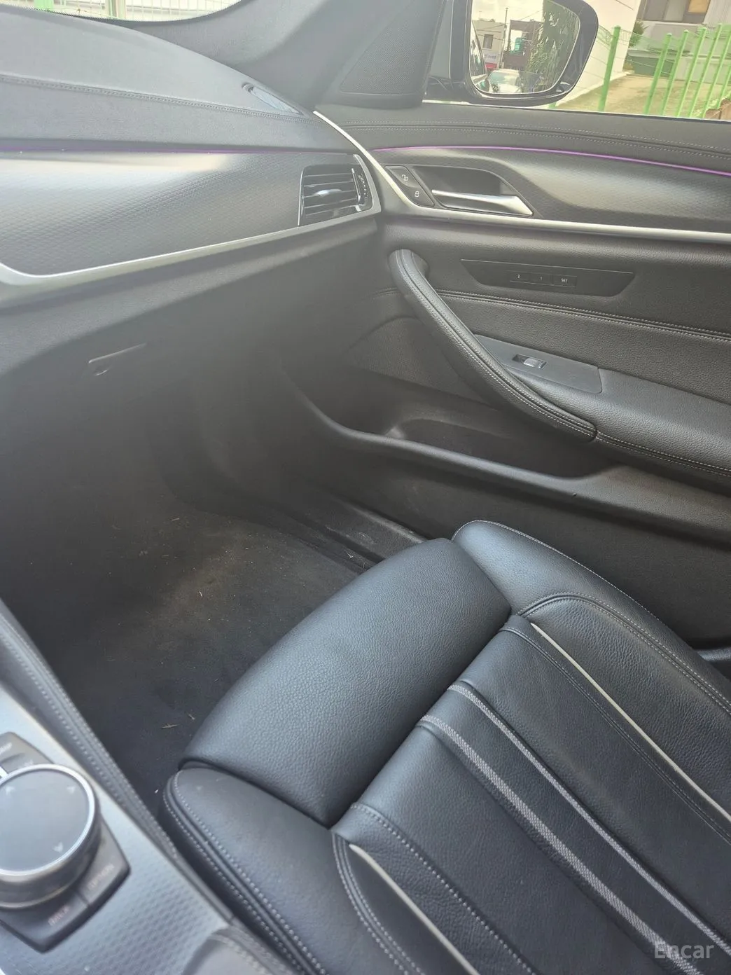 BMW 5 Series (G30) превью 11