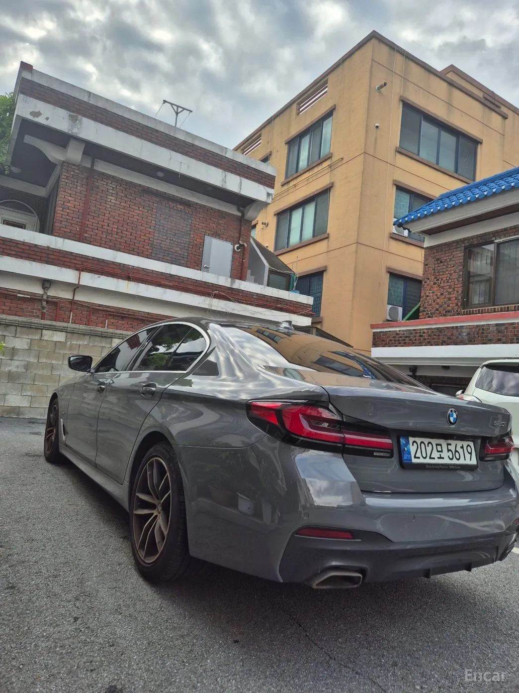 BMW 5 Series (G30) превью 4