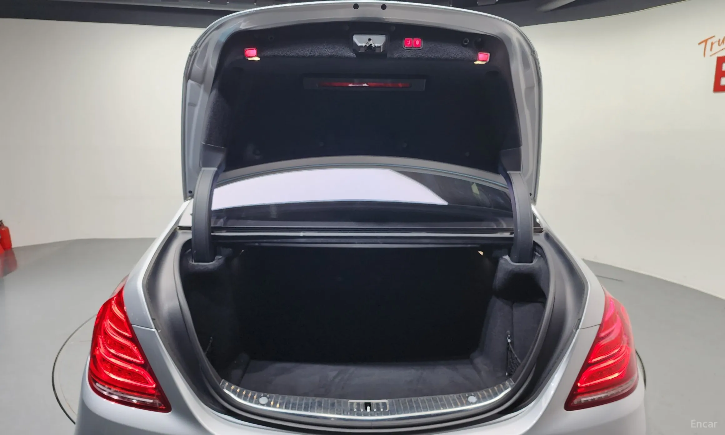 Mercedes Benz S-Class W222 превью 20