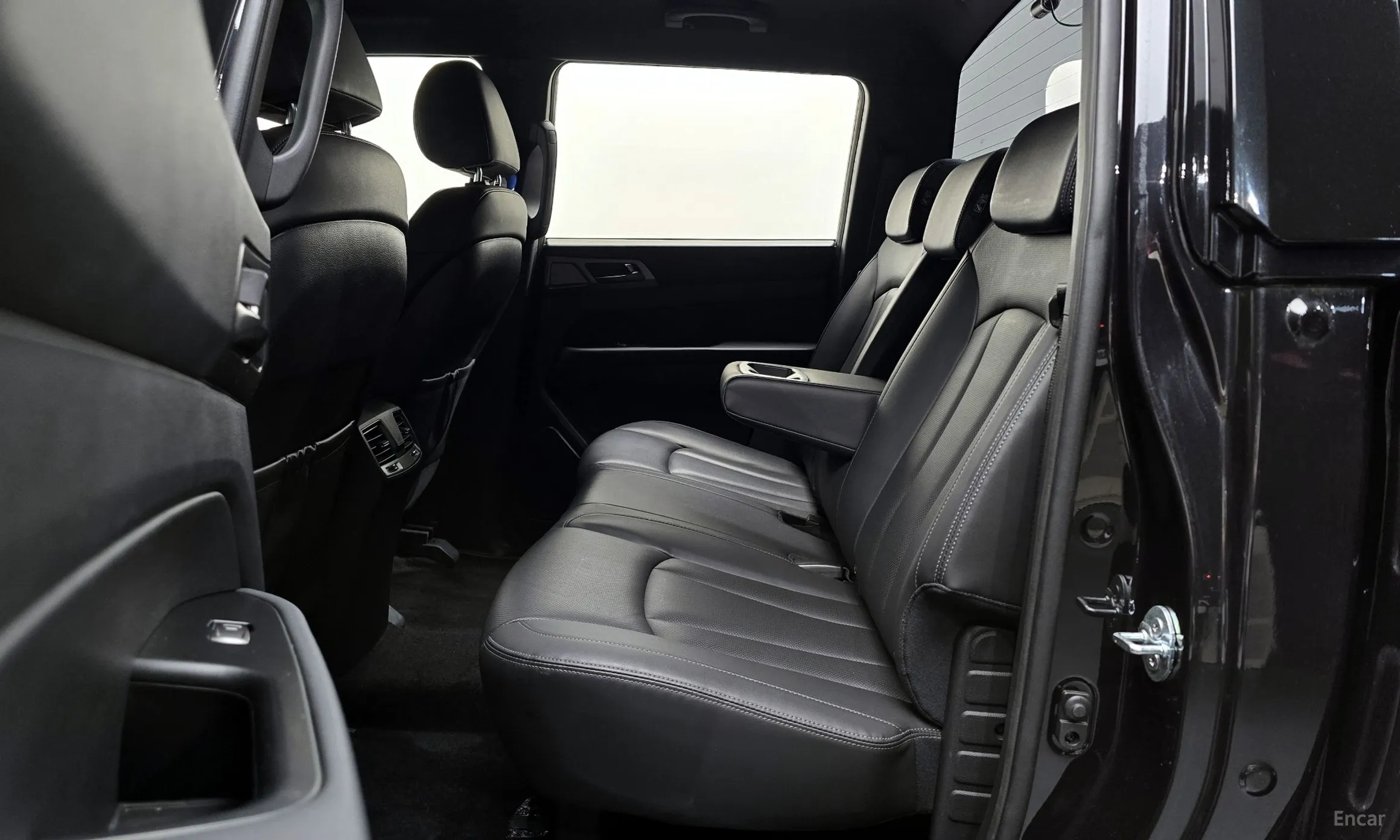 KG Mobility (SsangYong) Rexton Sports превью 12