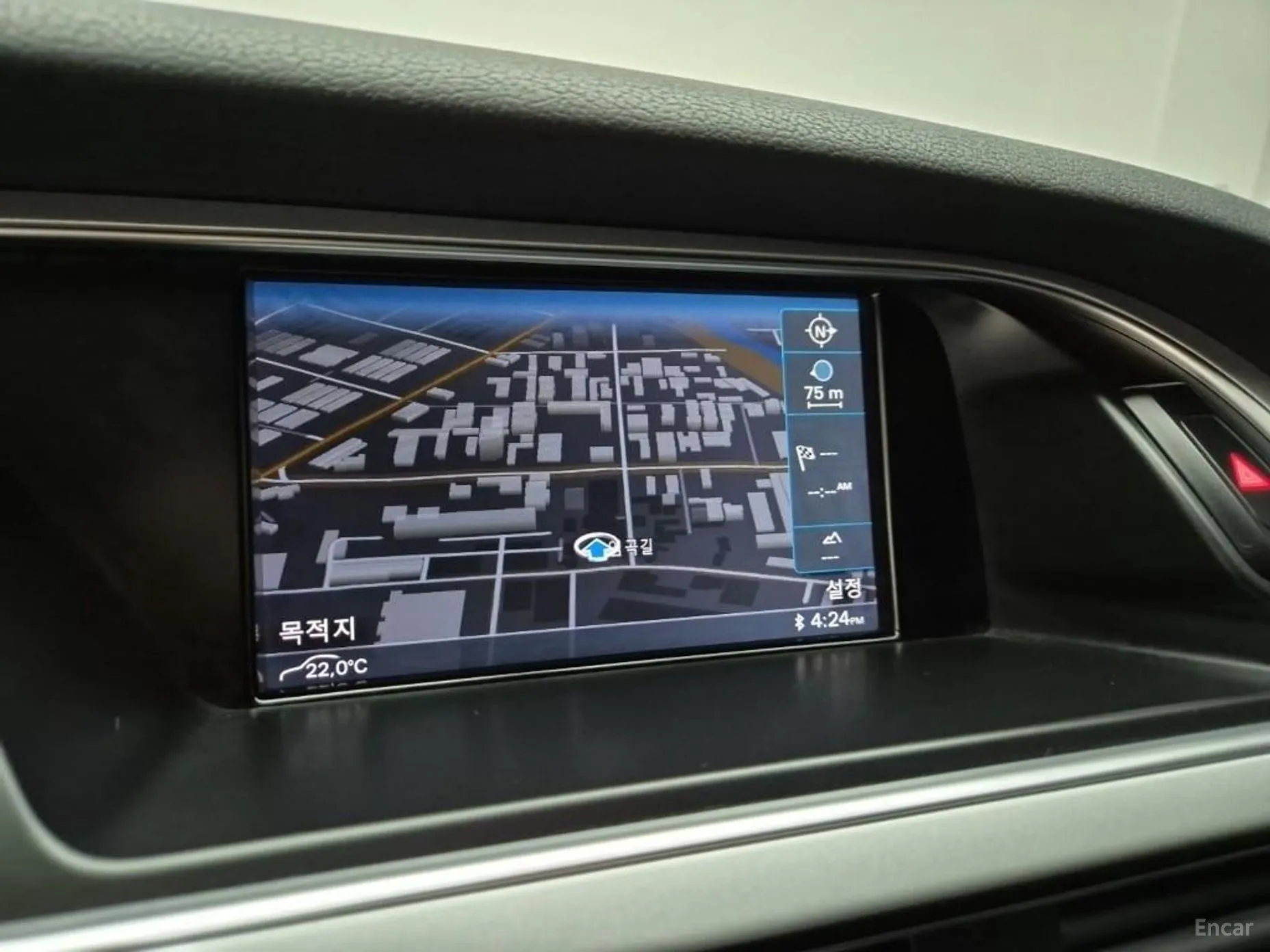Audi New A4 превью 14
