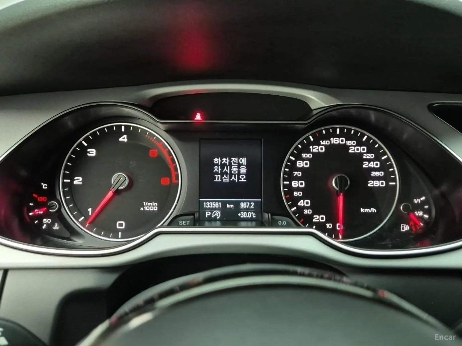Audi New A4 превью 8