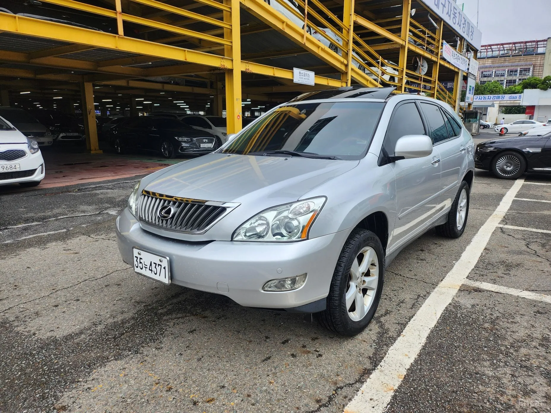 Lexus RX350 превью 15
